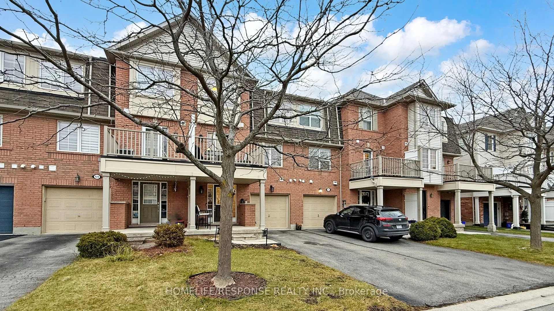 931 Deverell Place