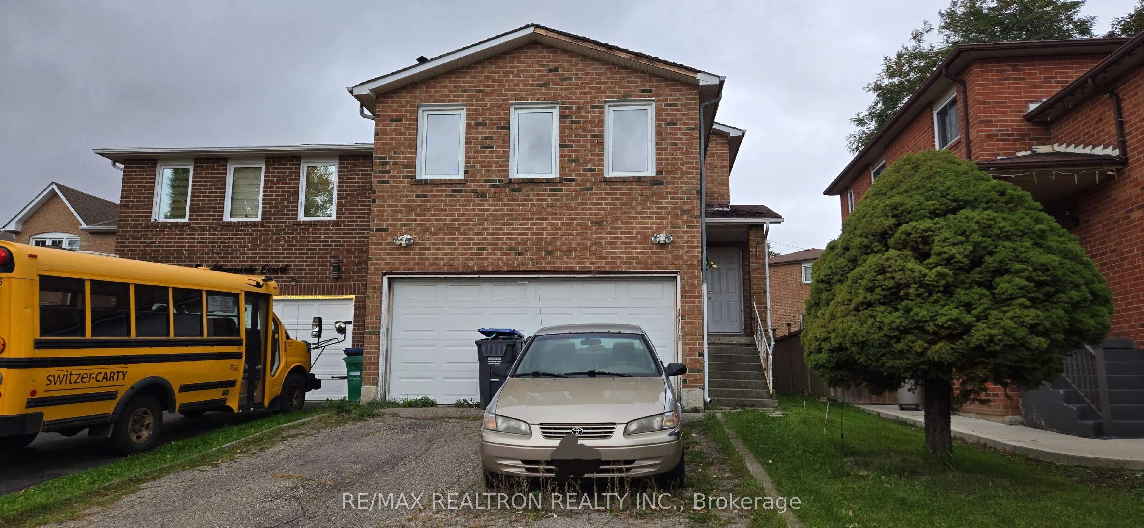 6 Albemarle Court
