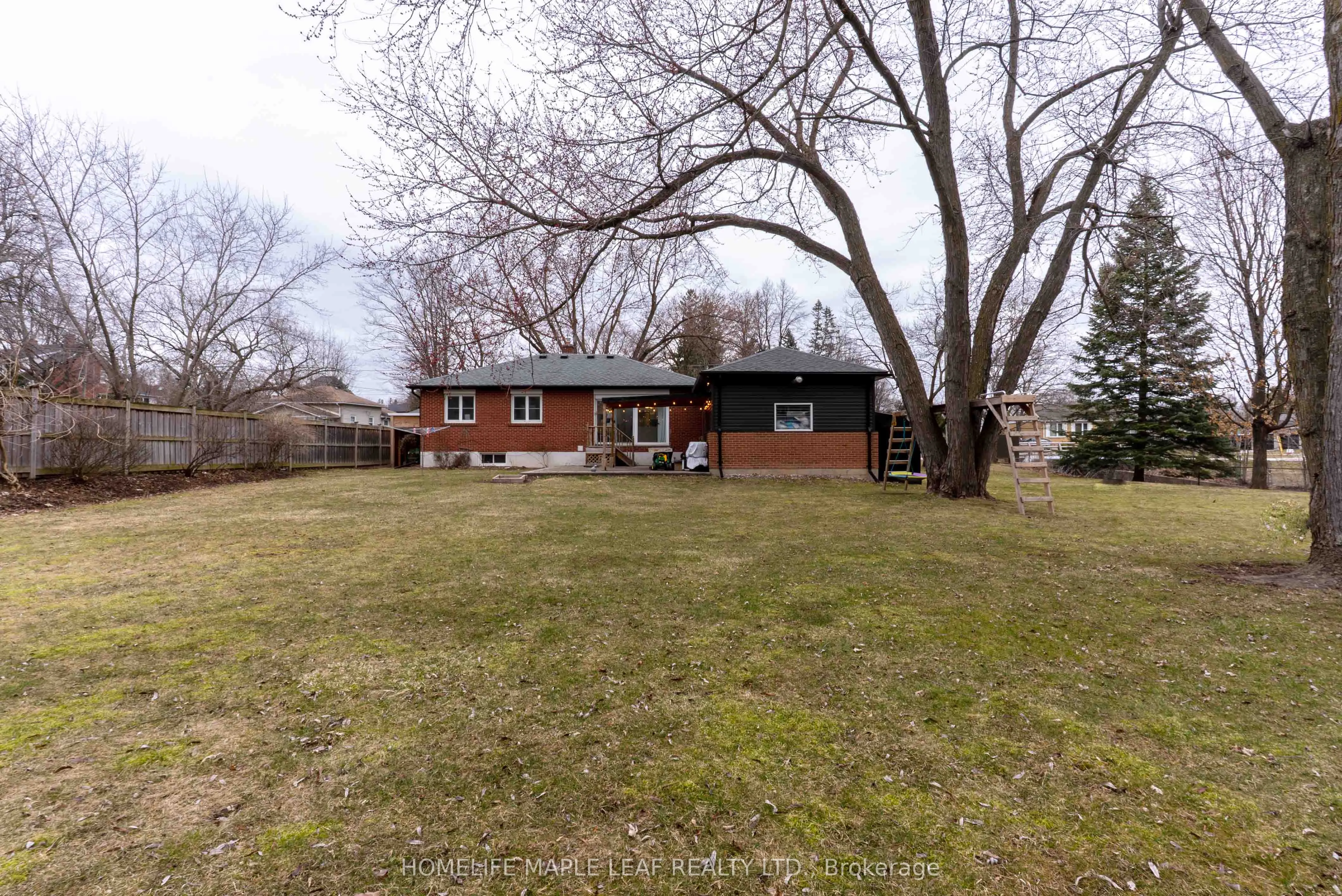 292 Woodward Avenue