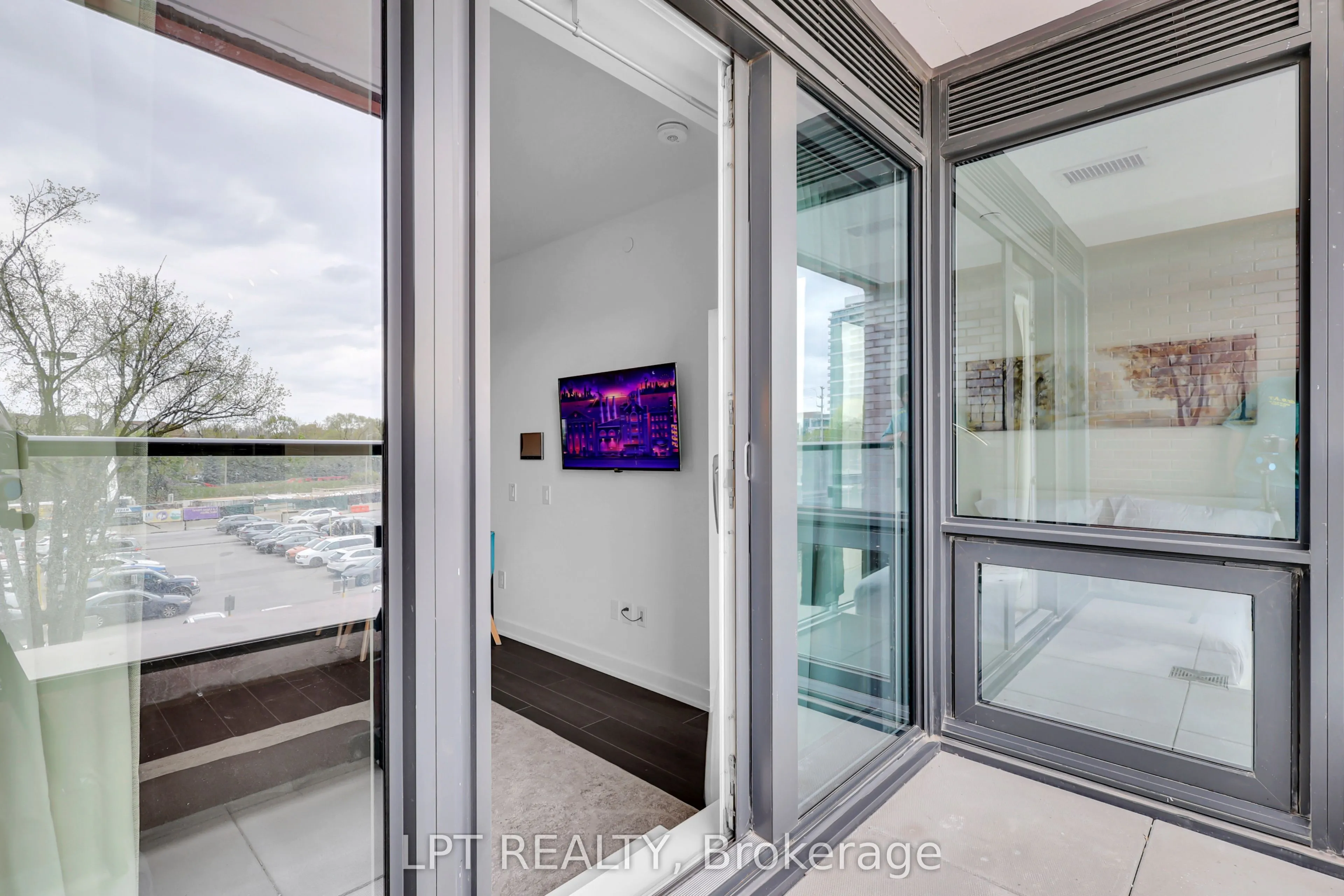 28 Ann Street #223