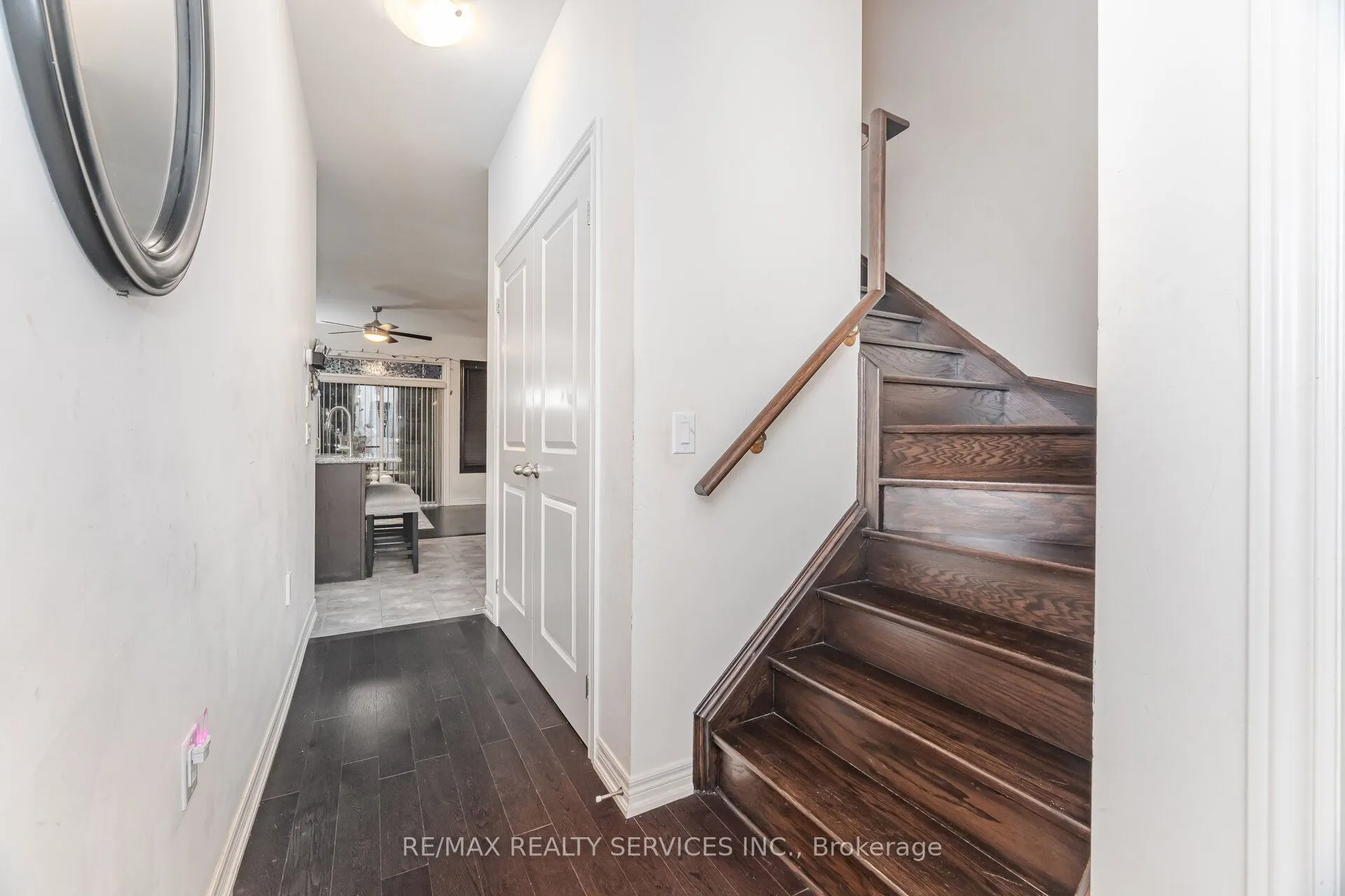 7 Dufay Road