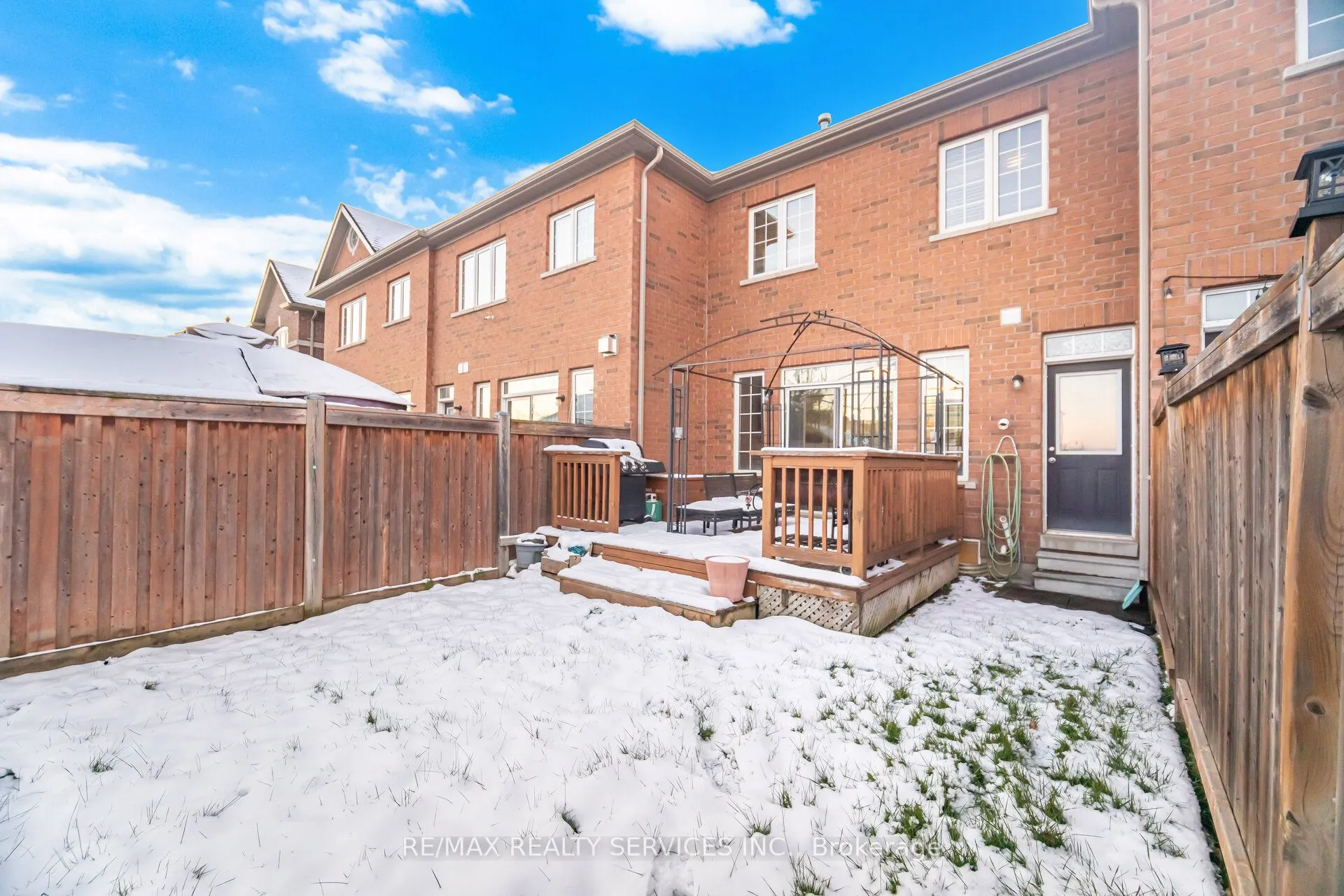 7 Dufay Road