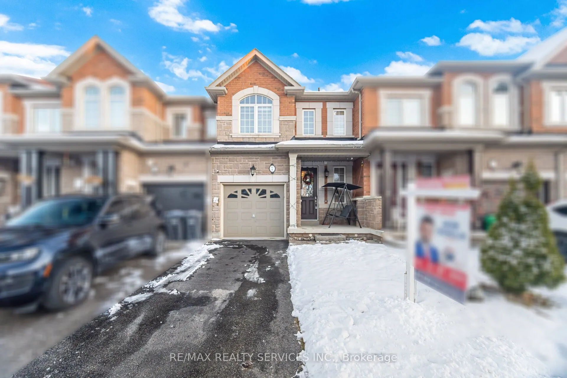 7 Dufay Road
