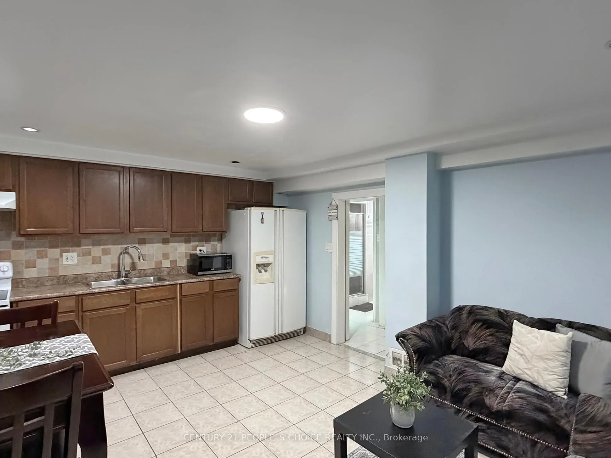 2864 Weston Road