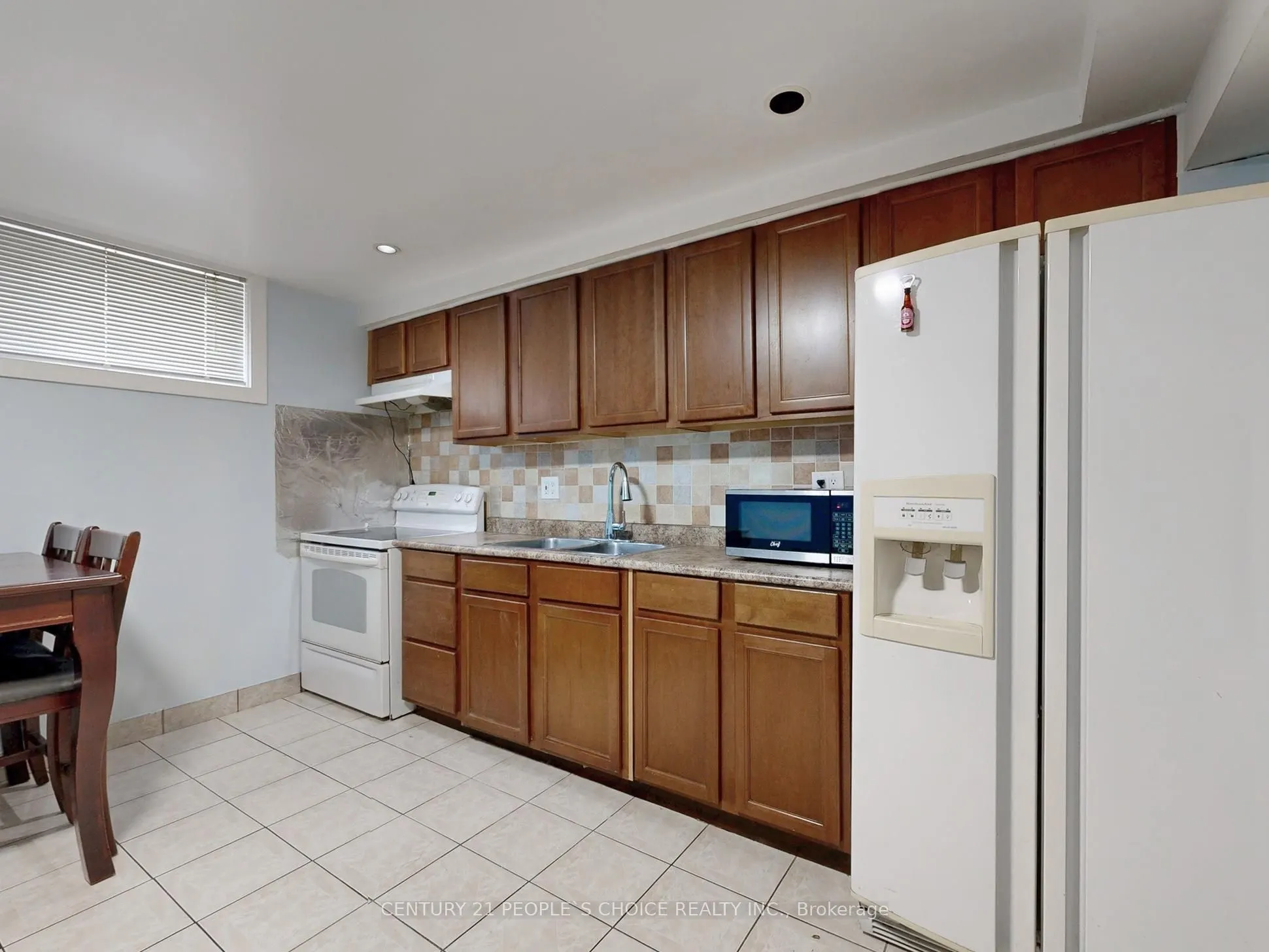 2864 Weston Road