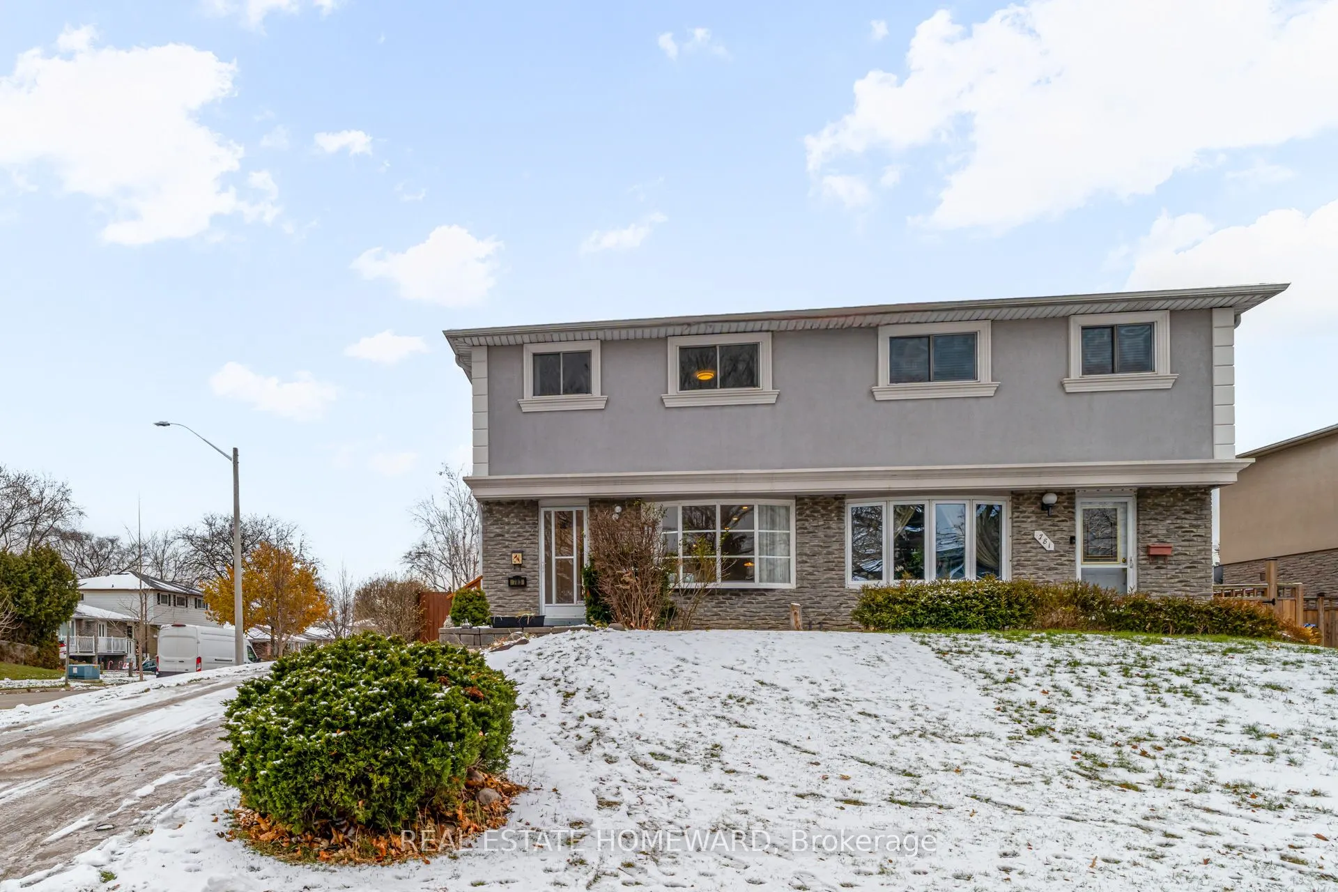 783 Dodsworth Crescent