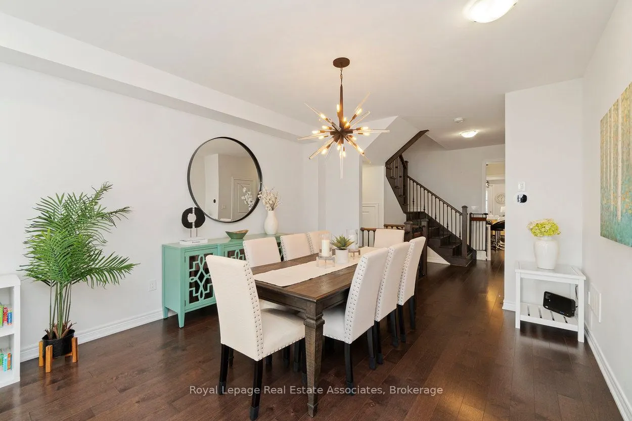 4061 Channing Crescent