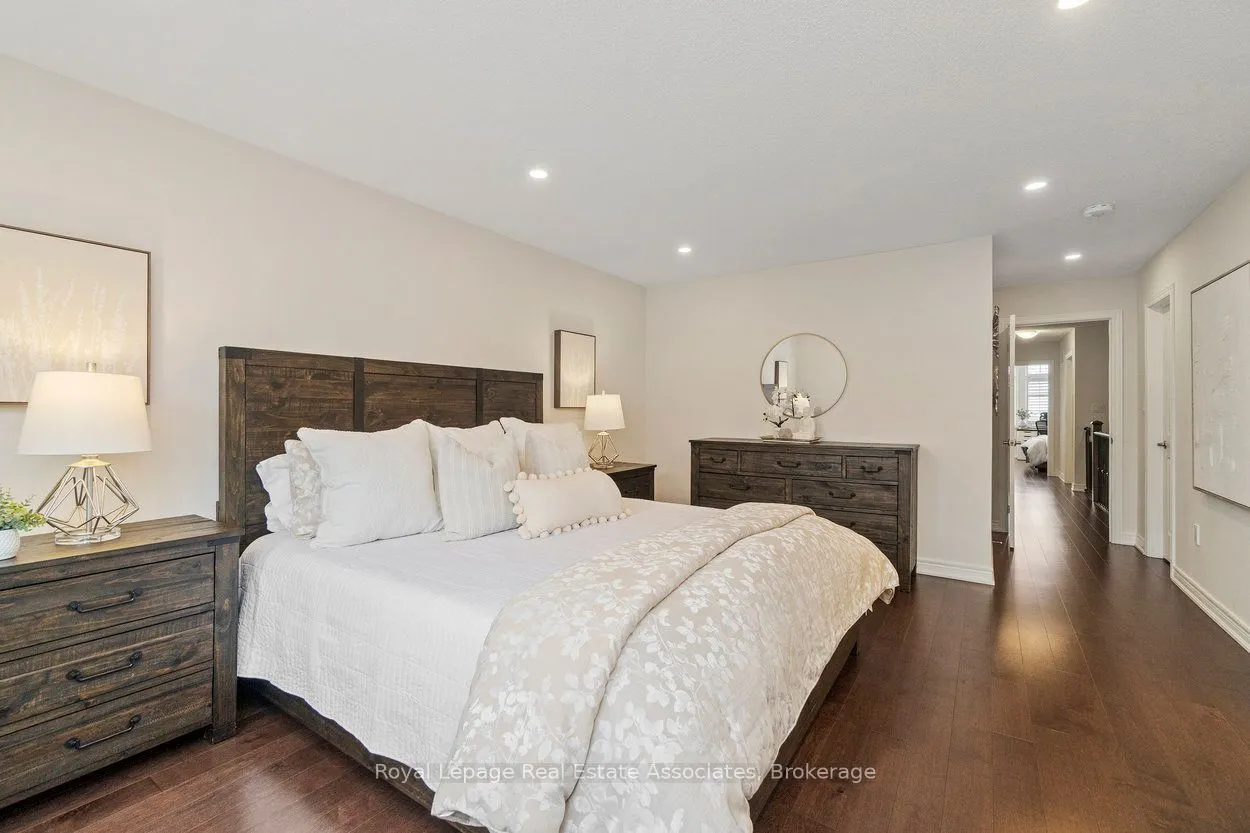4061 Channing Crescent