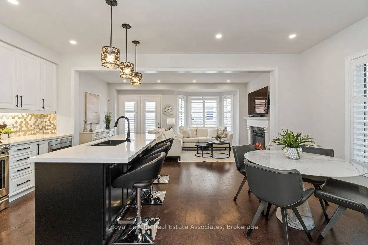 4061 Channing Crescent
