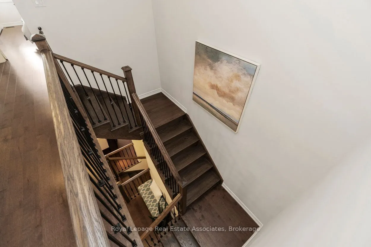 4061 Channing Crescent