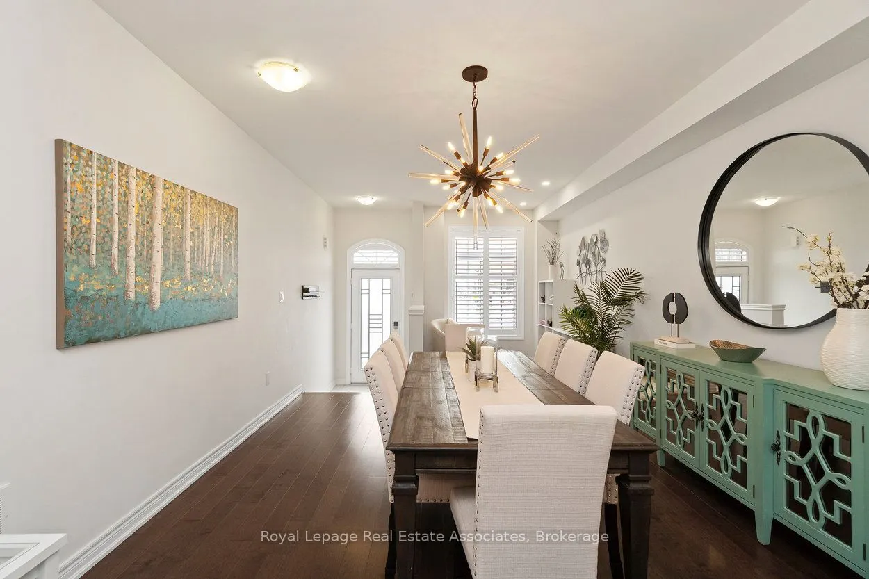 4061 Channing Crescent