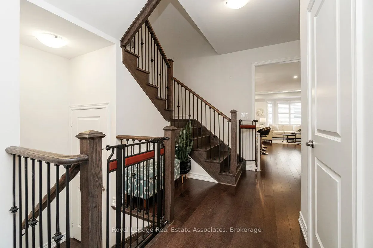 4061 Channing Crescent