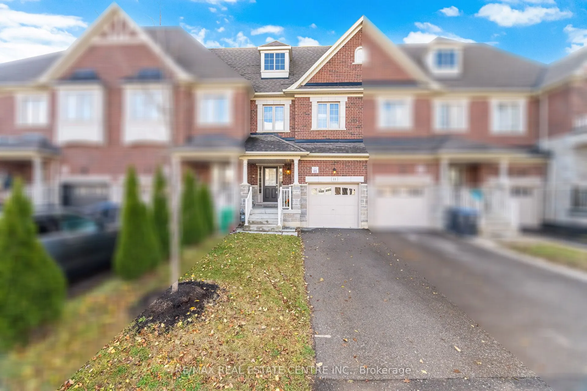 11 Yately Street