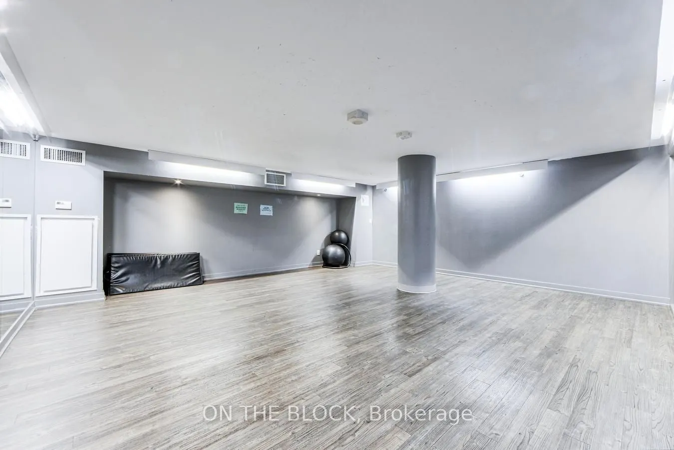 38 Joe Shuster Way #302
