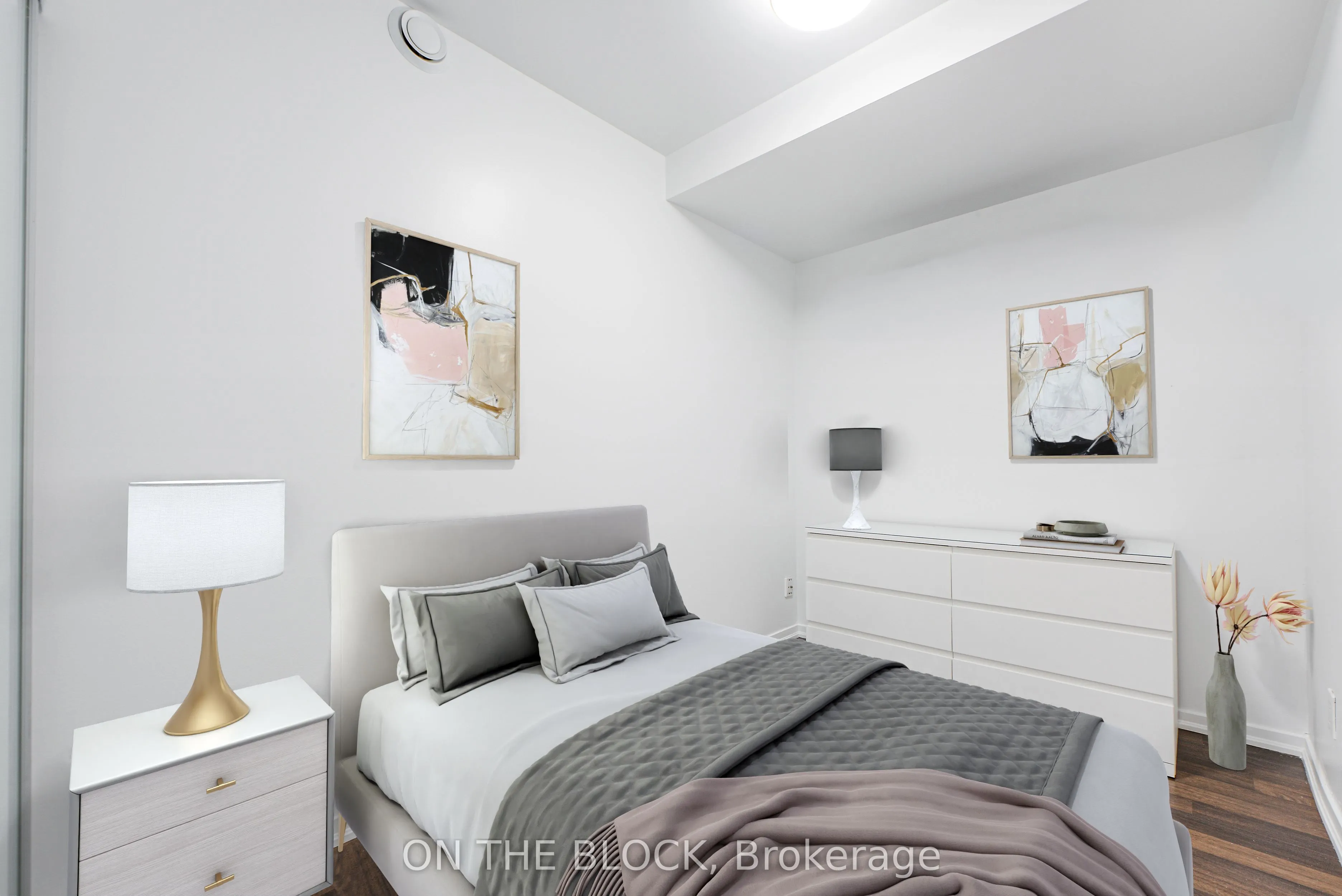 38 Joe Shuster Way #302