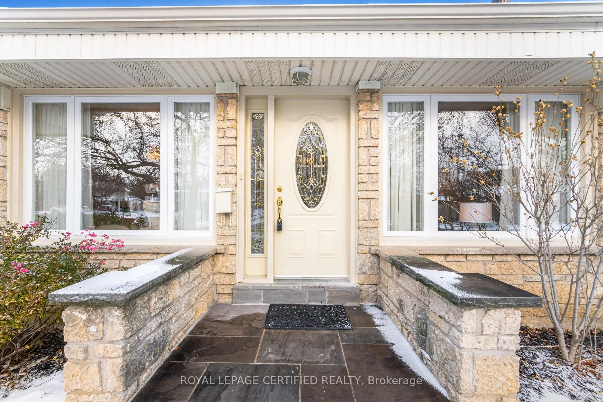 6789 Shelter Bay Road