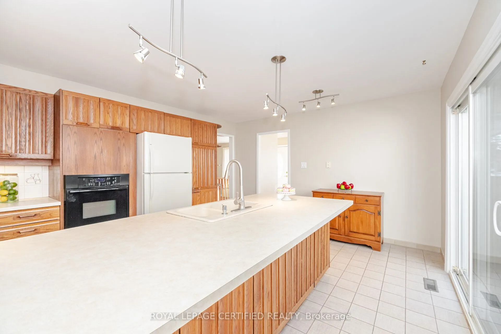 6789 Shelter Bay Road
