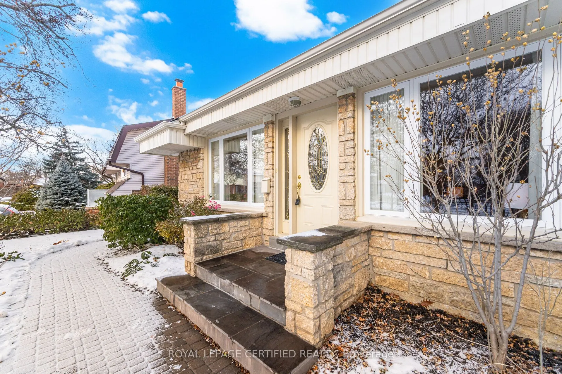 6789 Shelter Bay Road