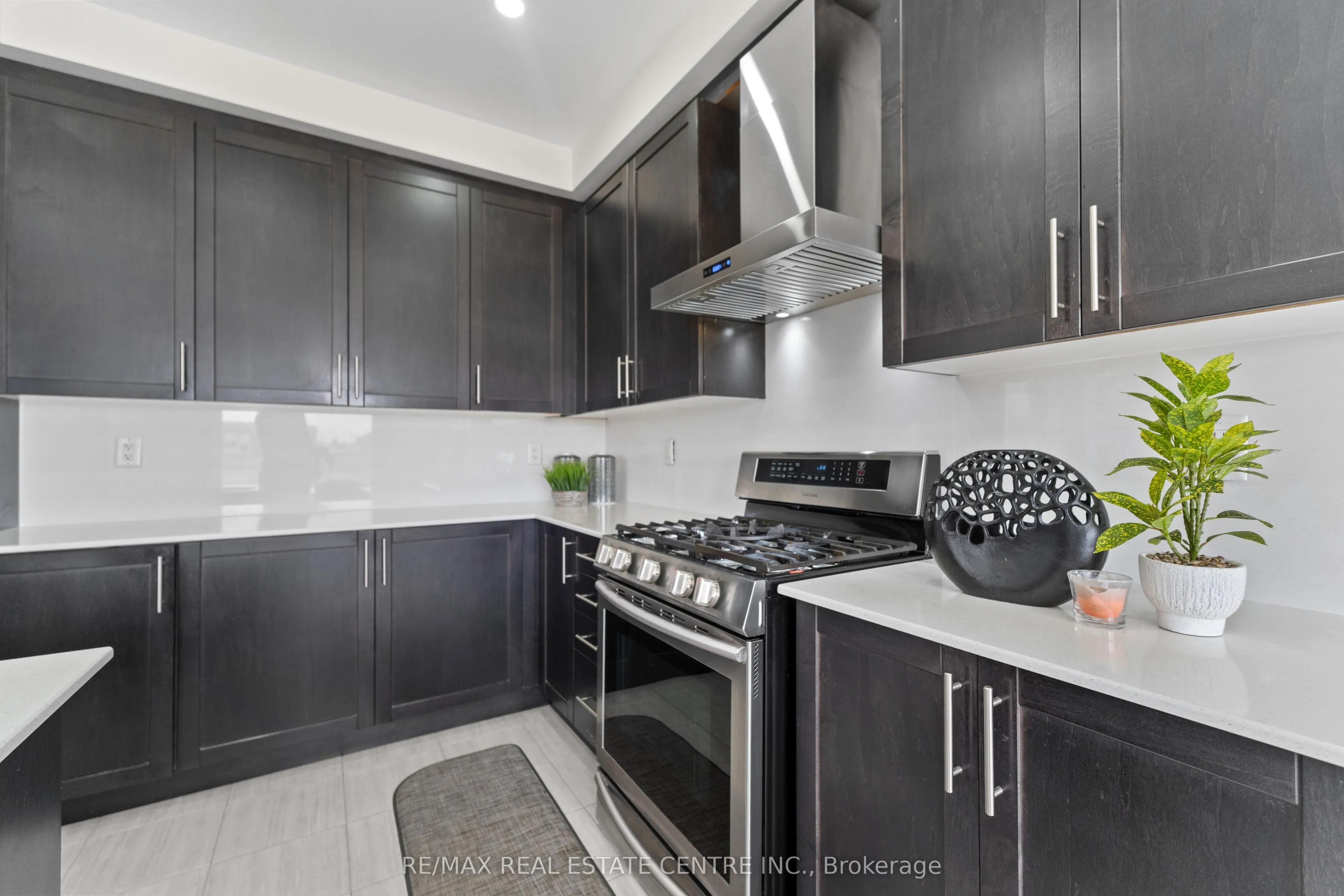 8 Oconnor Crescent