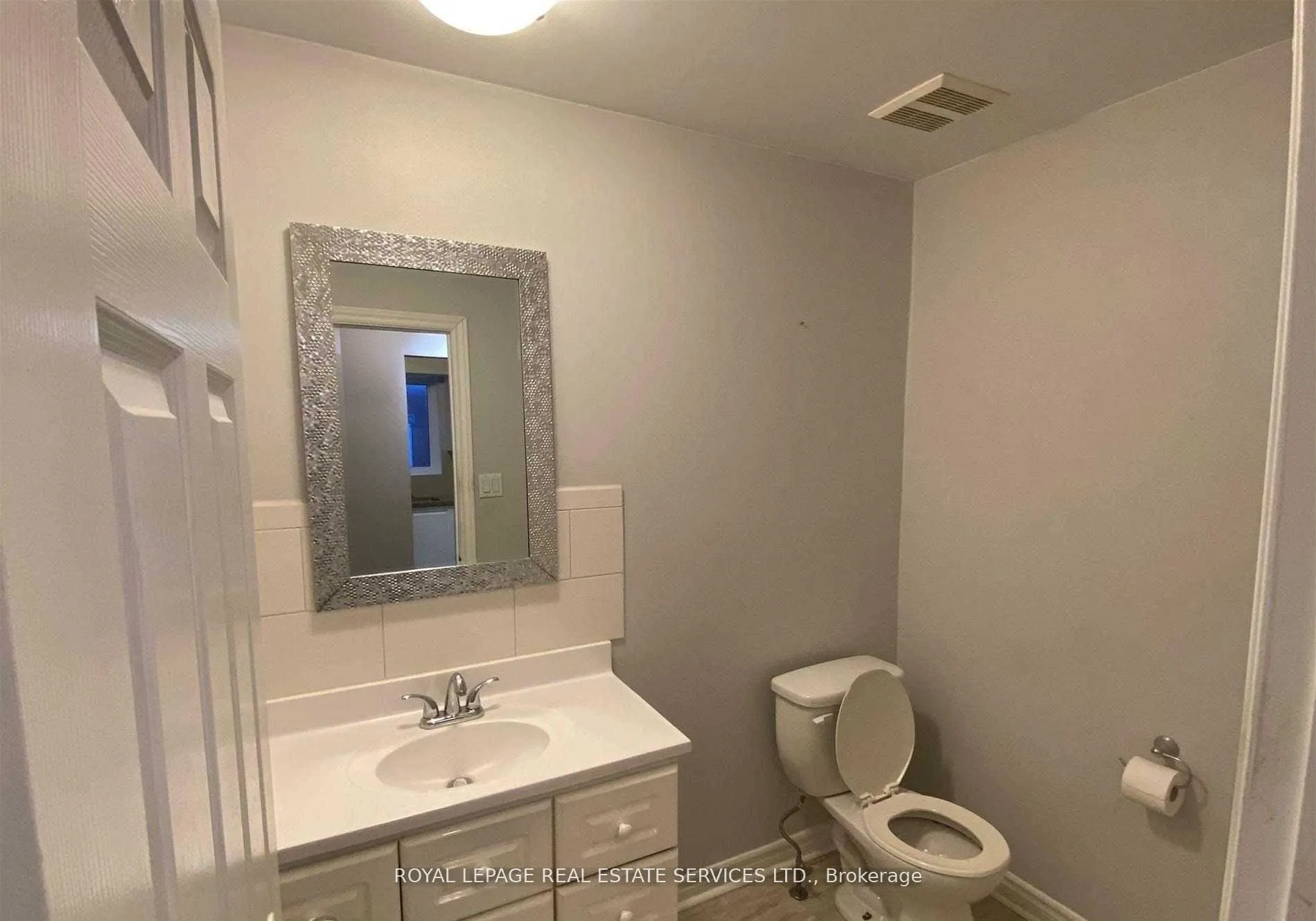 10 Main Street S #4