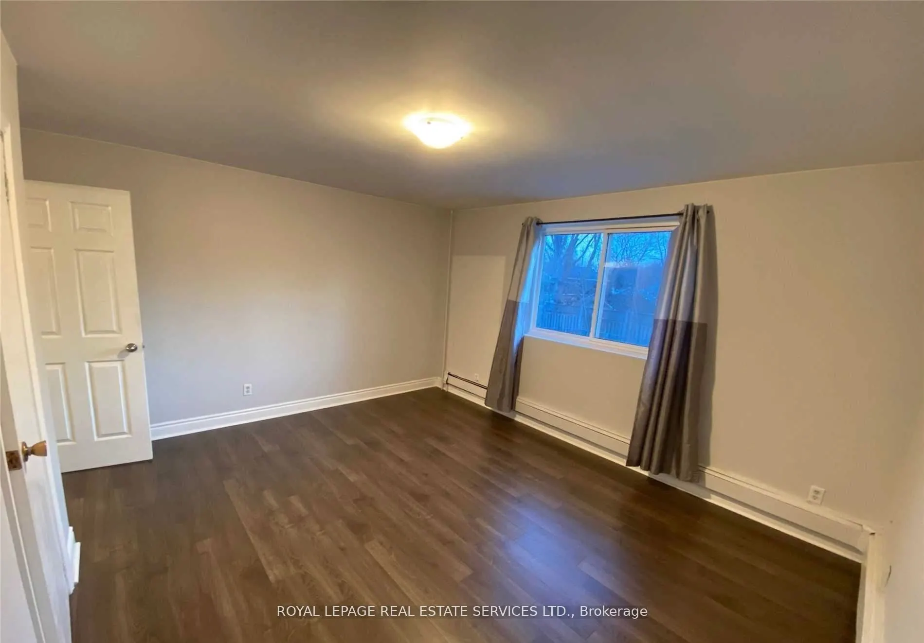 10 Main Street S #4