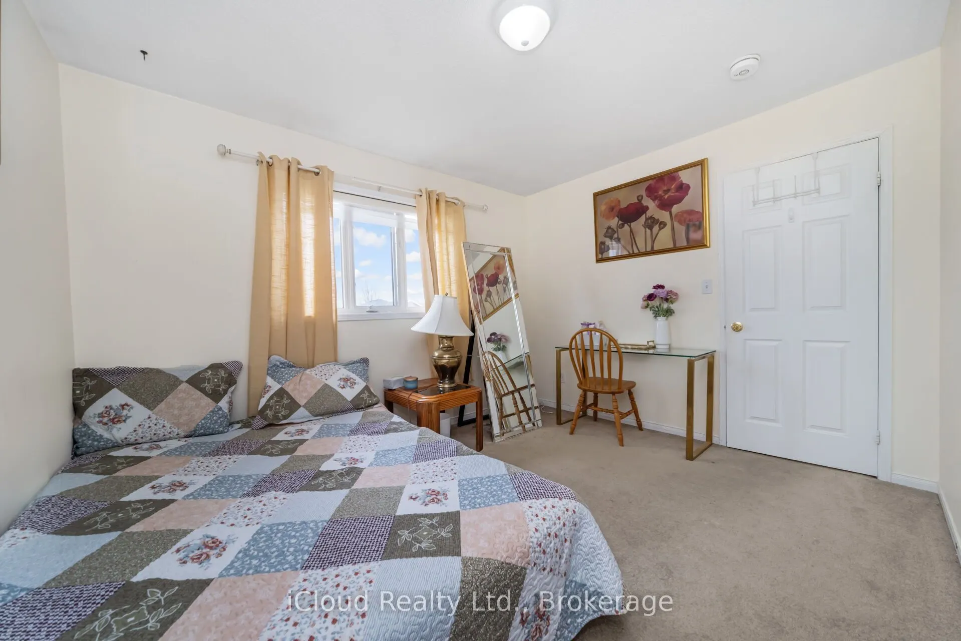 366 Marshall Crescent
