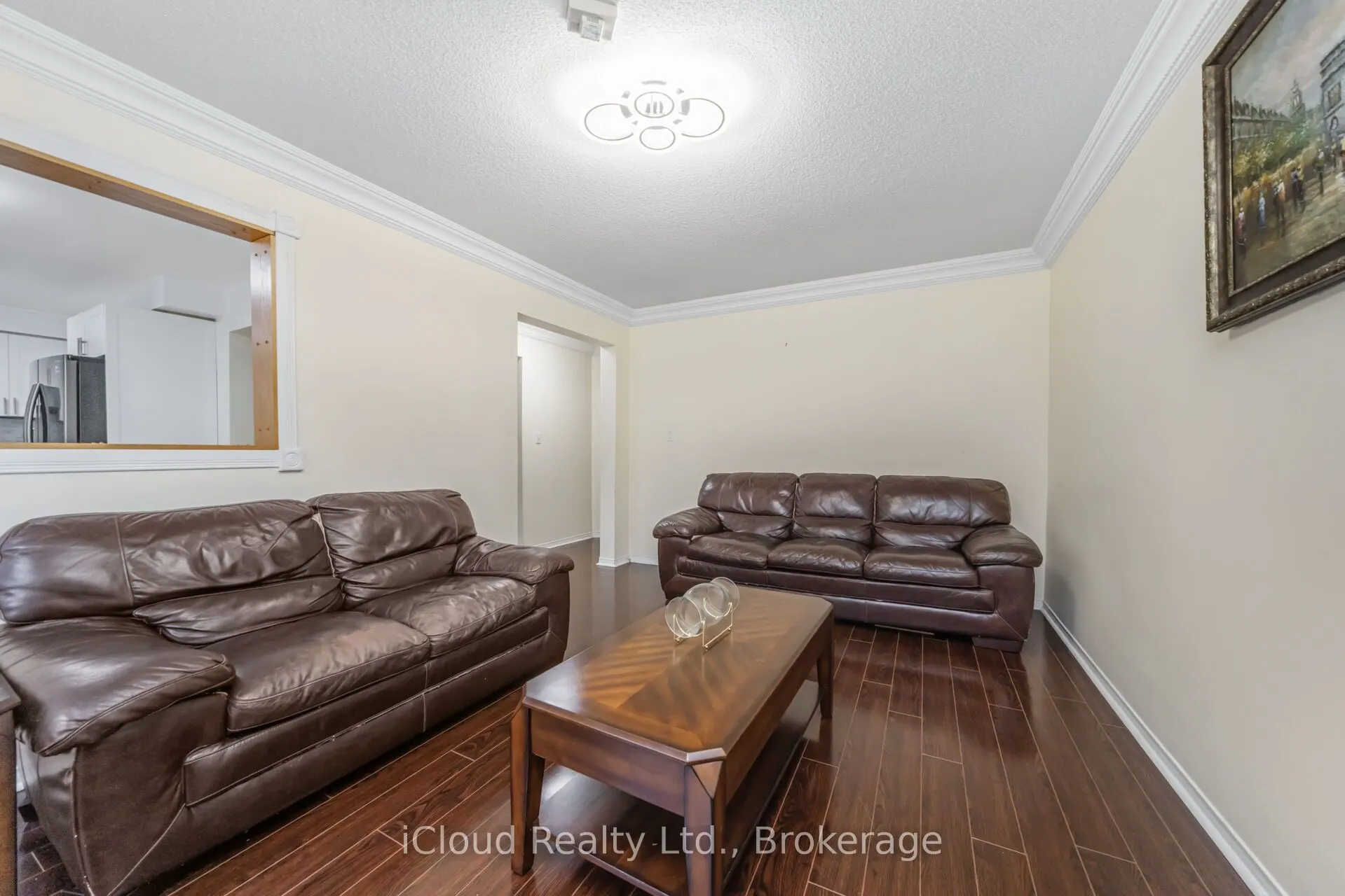 366 Marshall Crescent