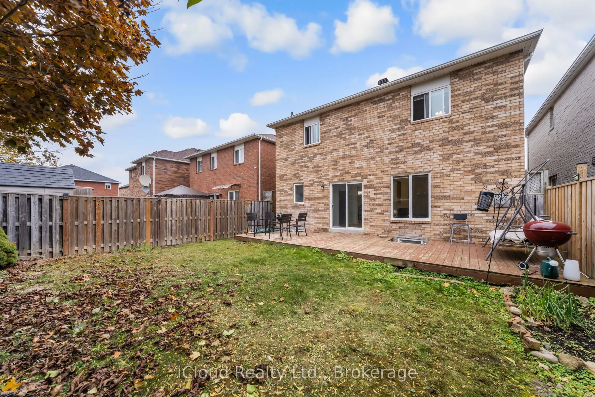 366 Marshall Crescent
