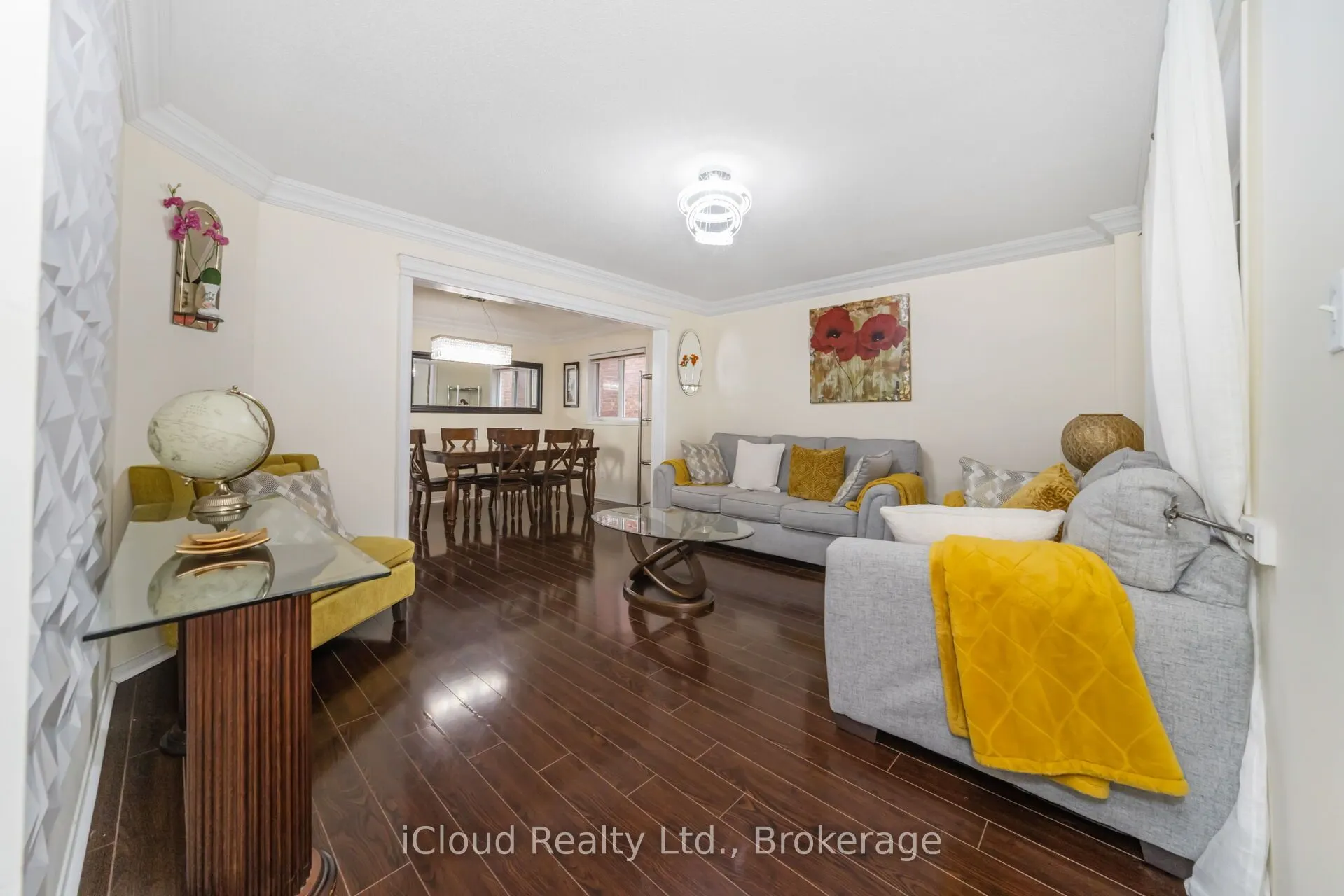366 Marshall Crescent