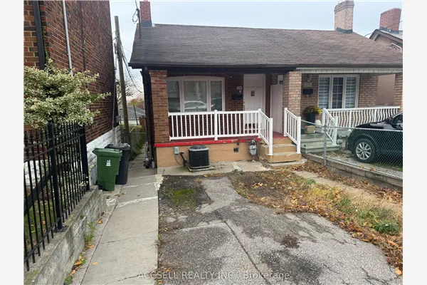 308 Blackthorn Avenue