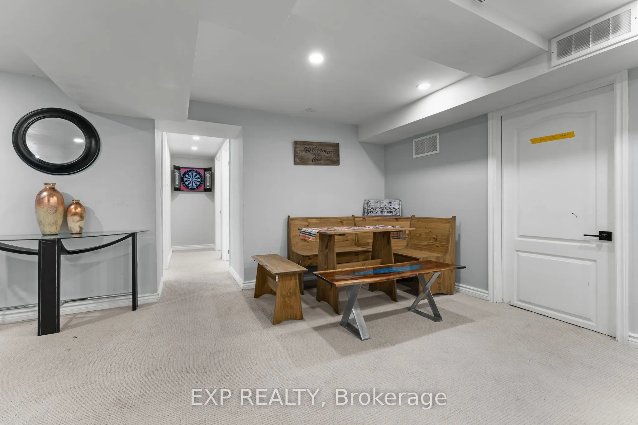 208 Glen Oak Drive