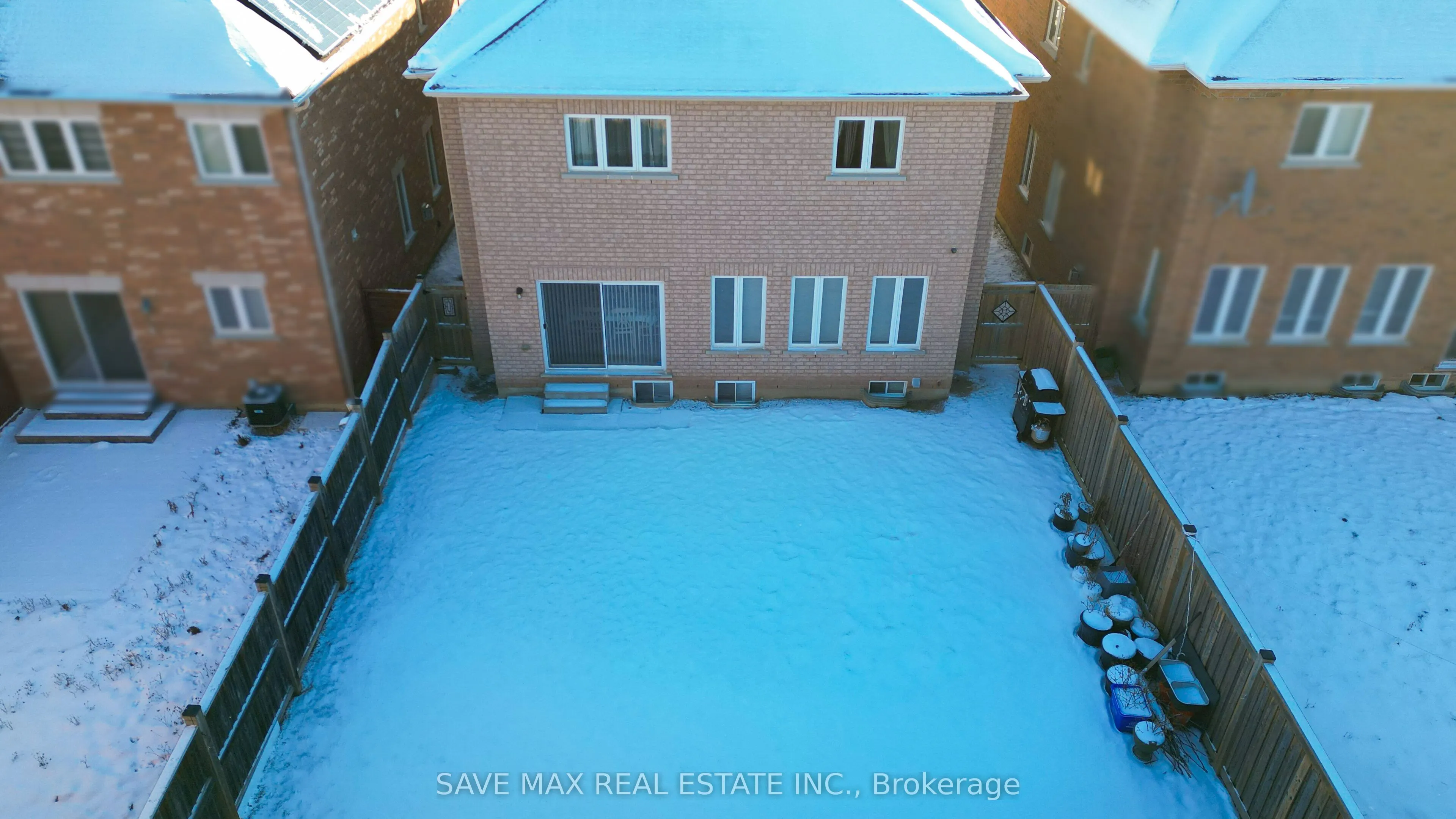 5 Dillon Drive