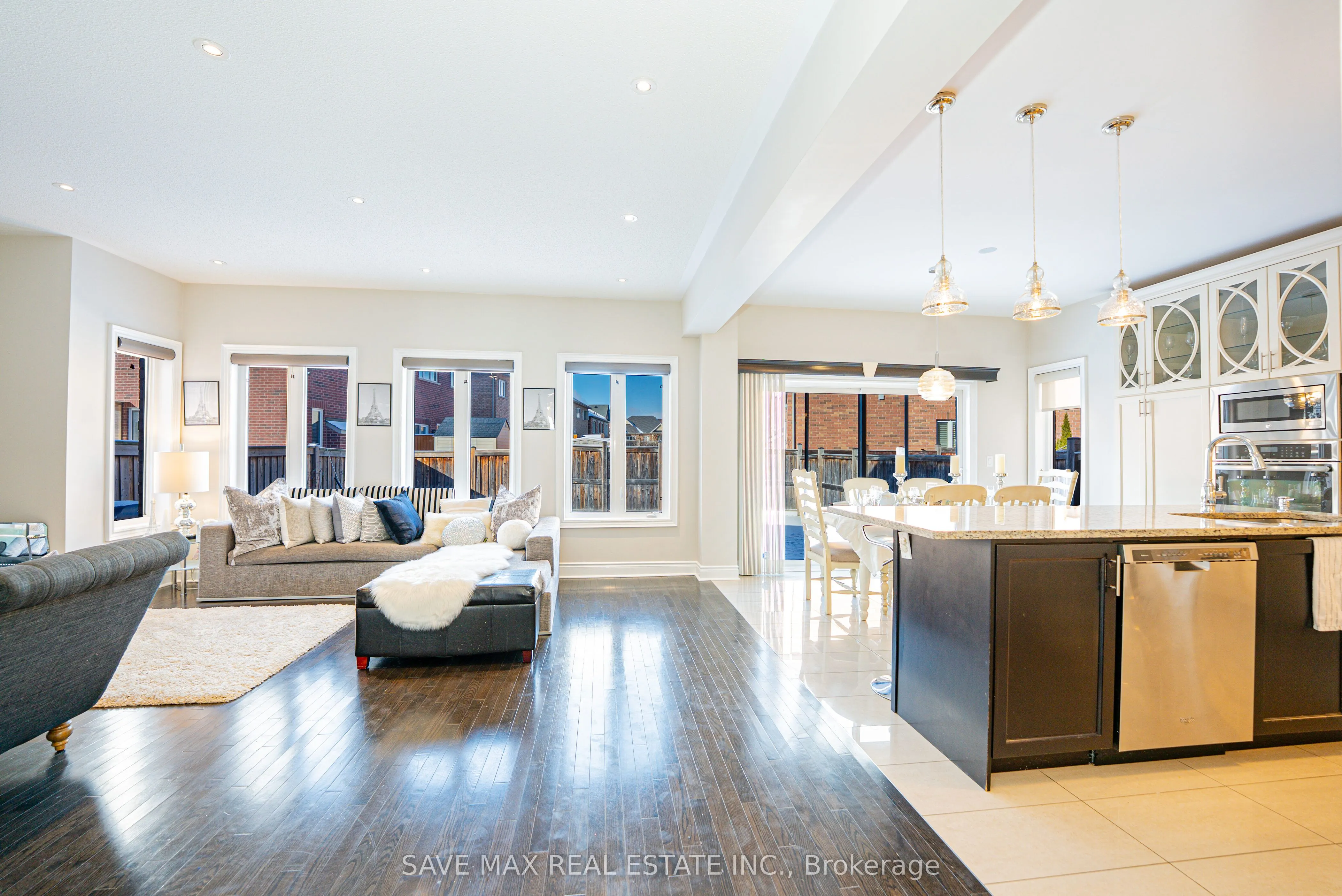 5 Dillon Drive