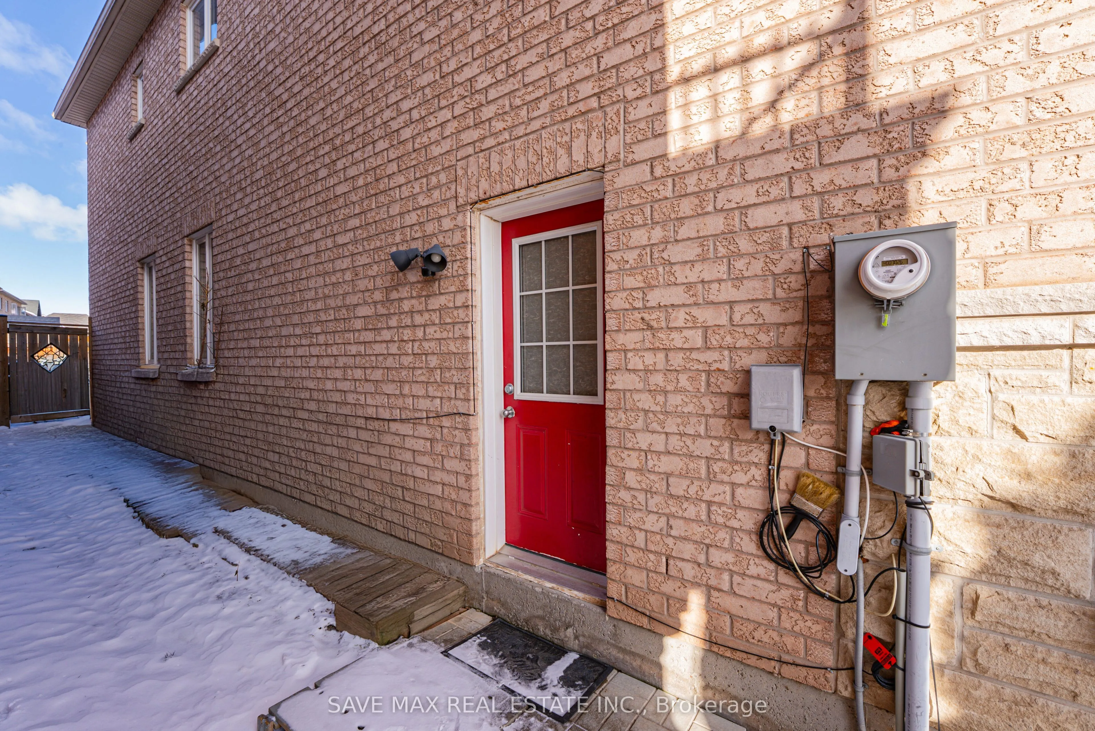 5 Dillon Drive