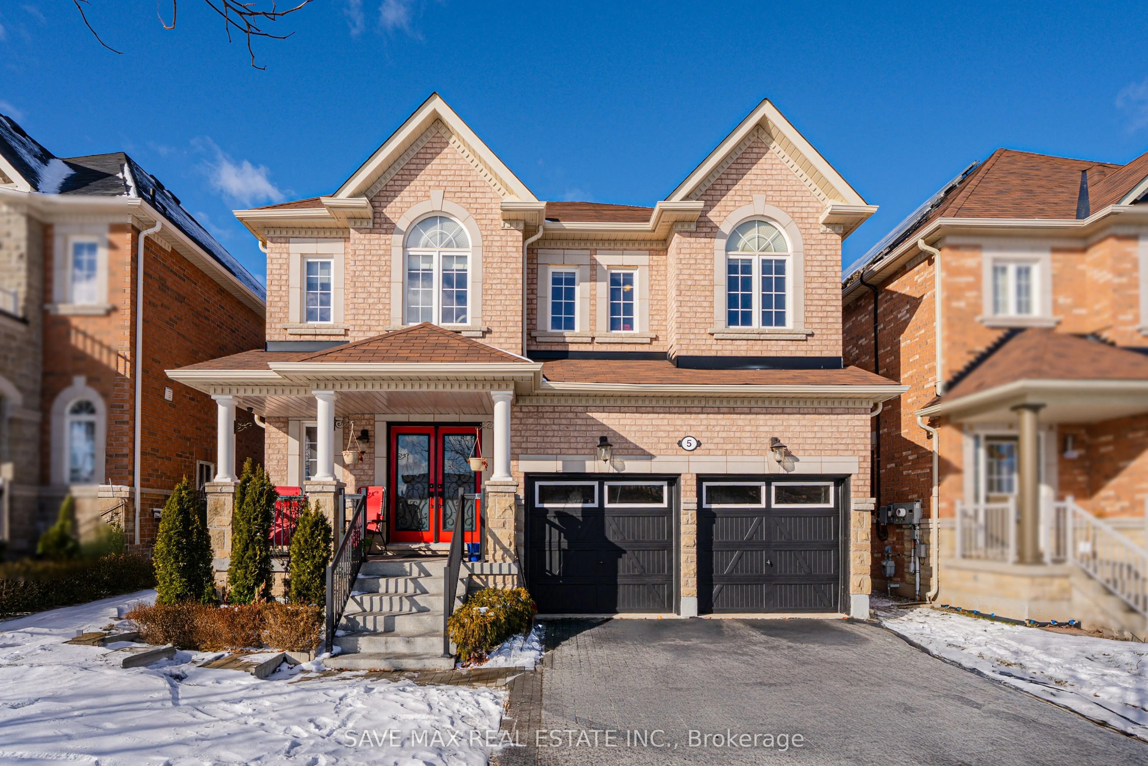 5 Dillon Drive