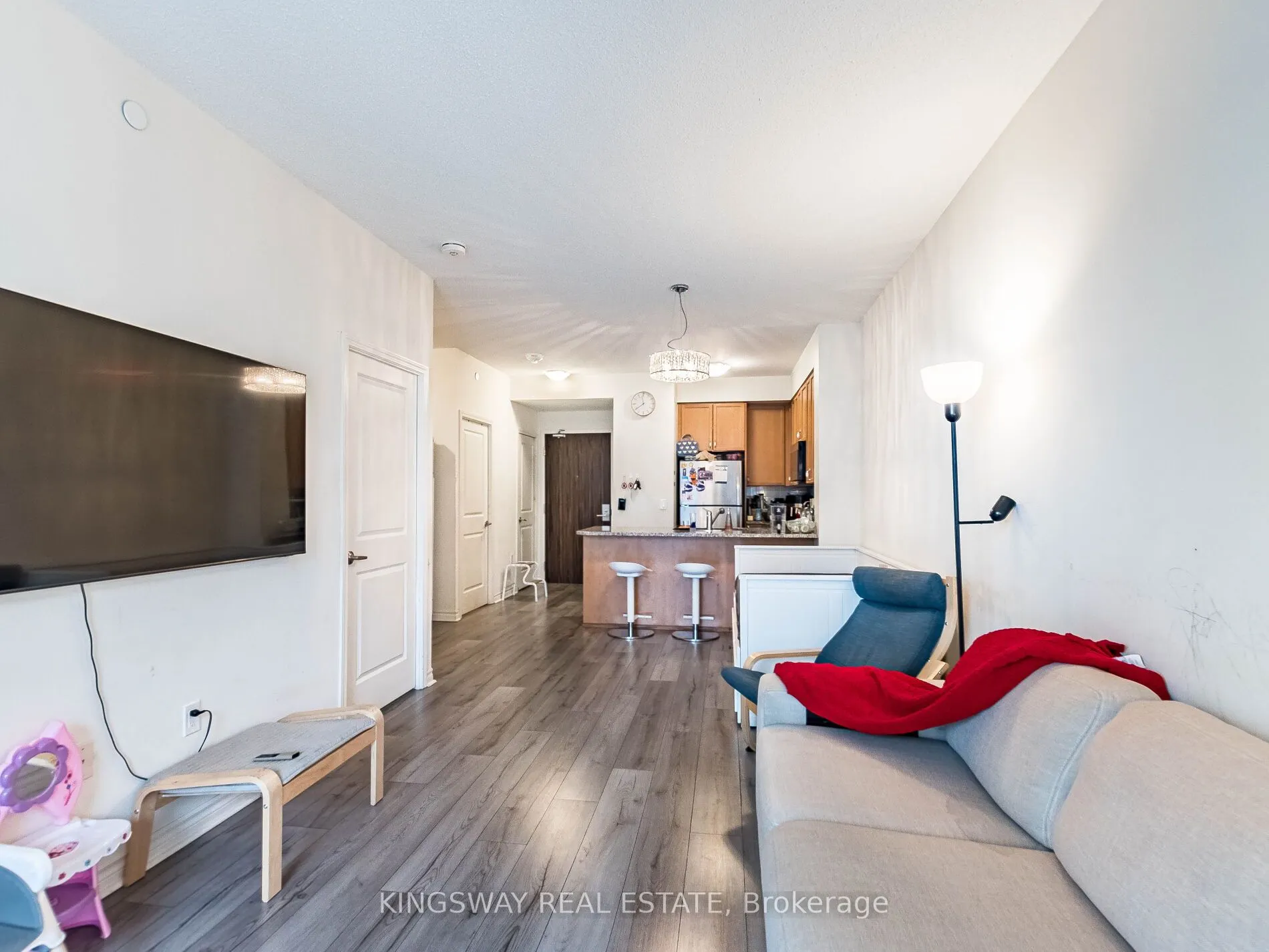 349 Rathburn Road #Ph 111