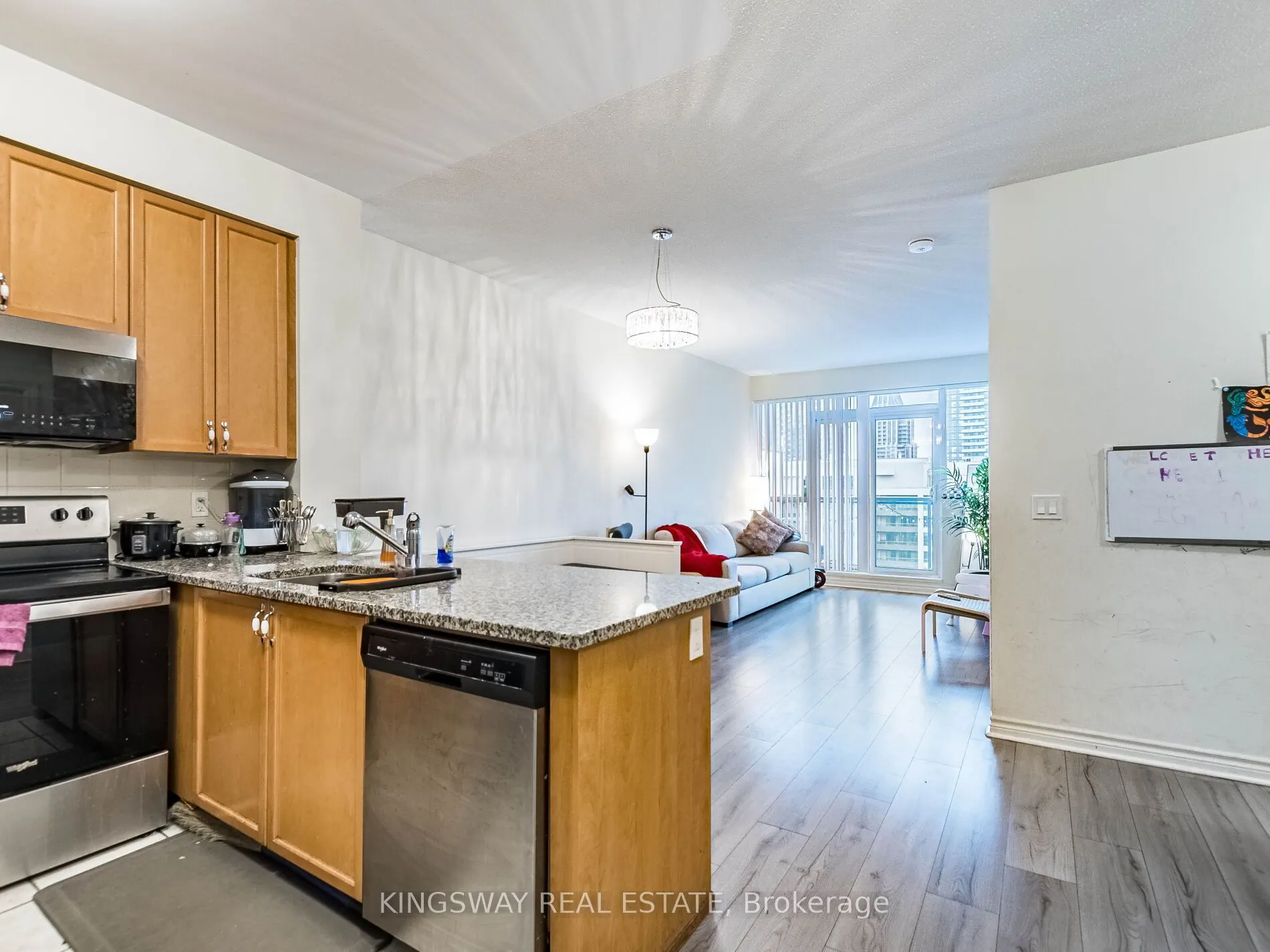 349 Rathburn Road #Ph 111
