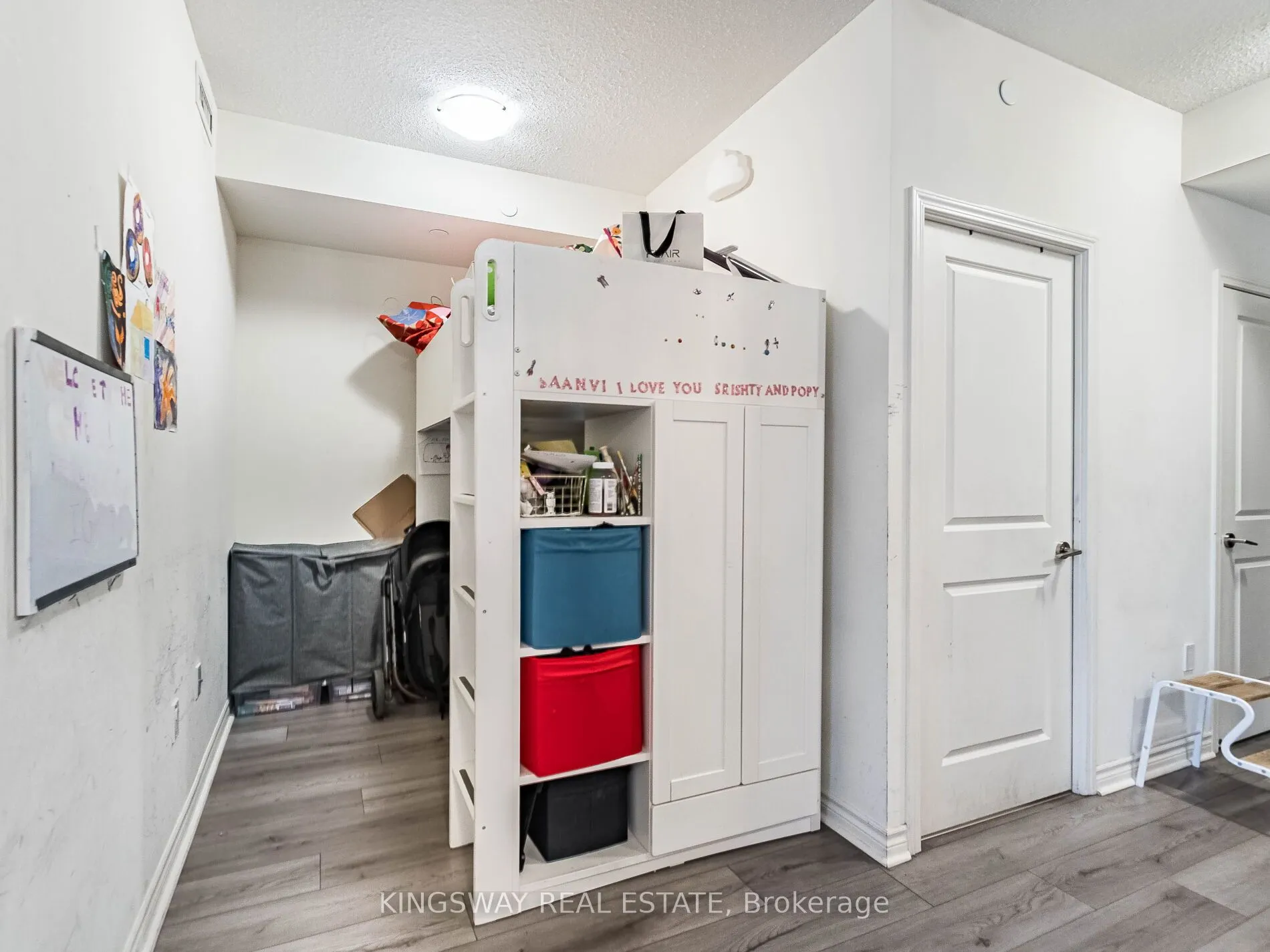349 Rathburn Road #Ph 111