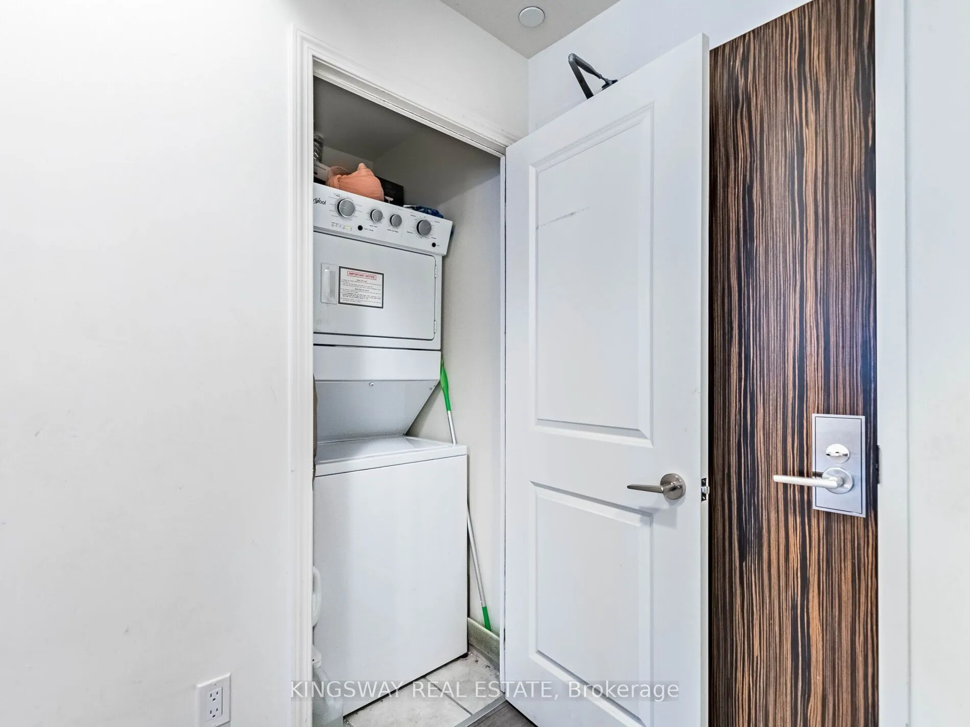 349 Rathburn Road #Ph 111