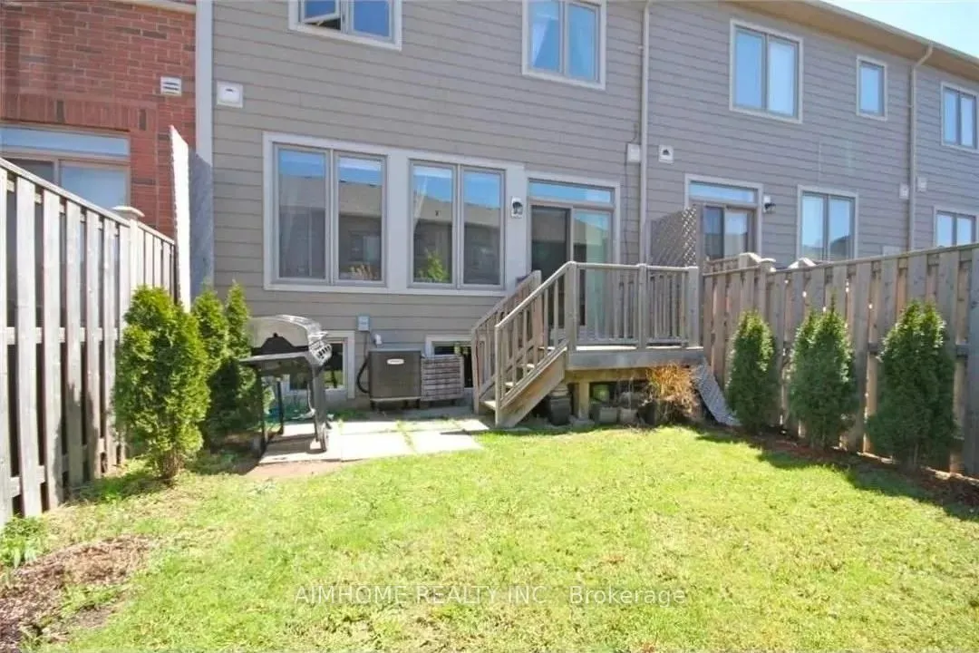 103 Donovan Heights