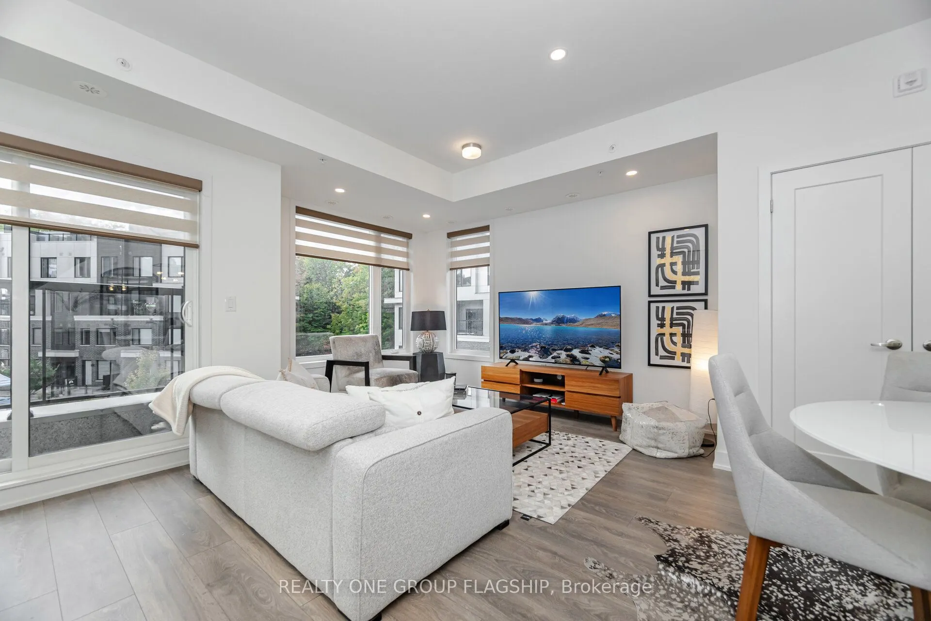 3476 Widdicombe Way W #27