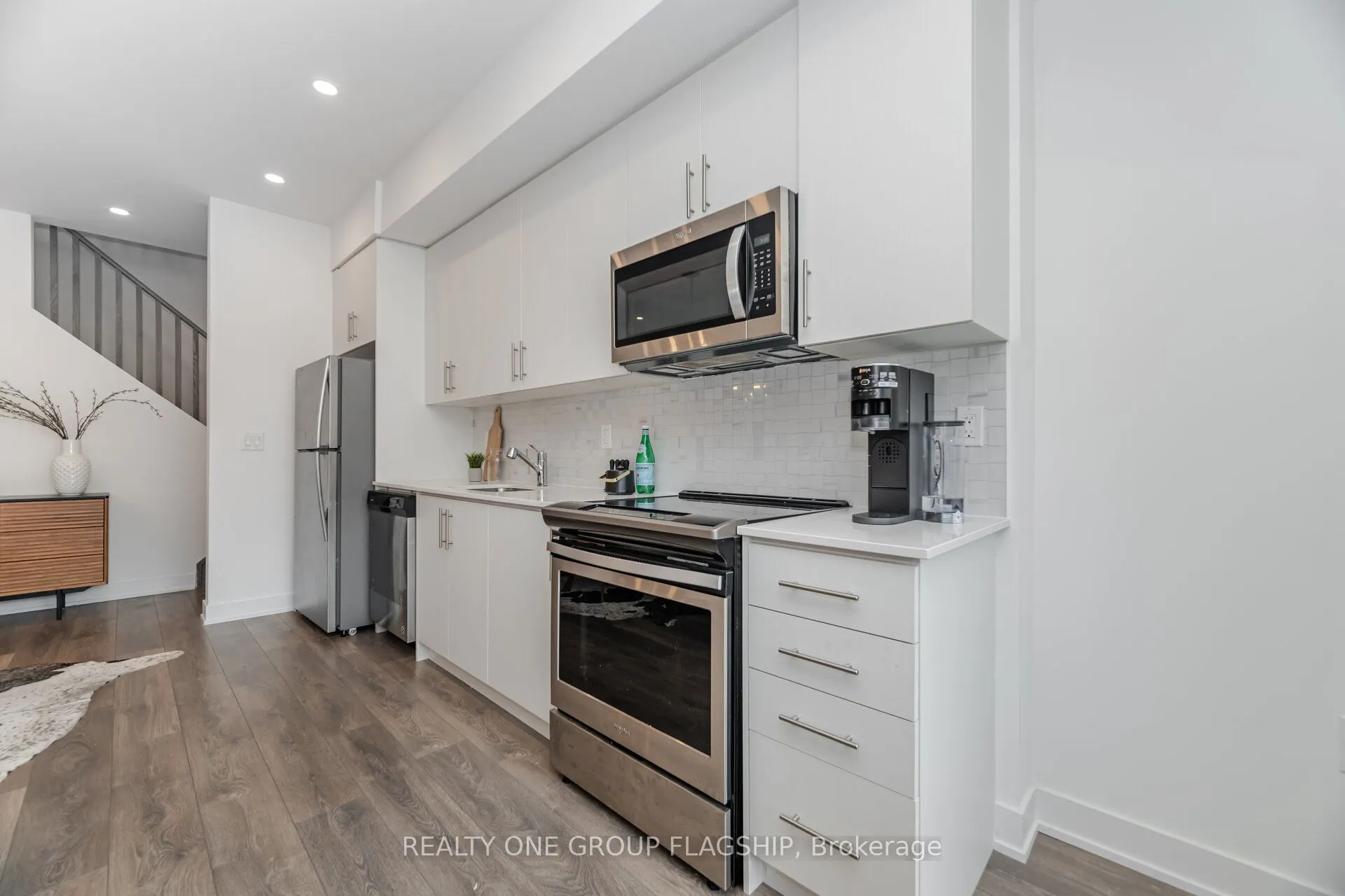 3476 Widdicombe Way W #27