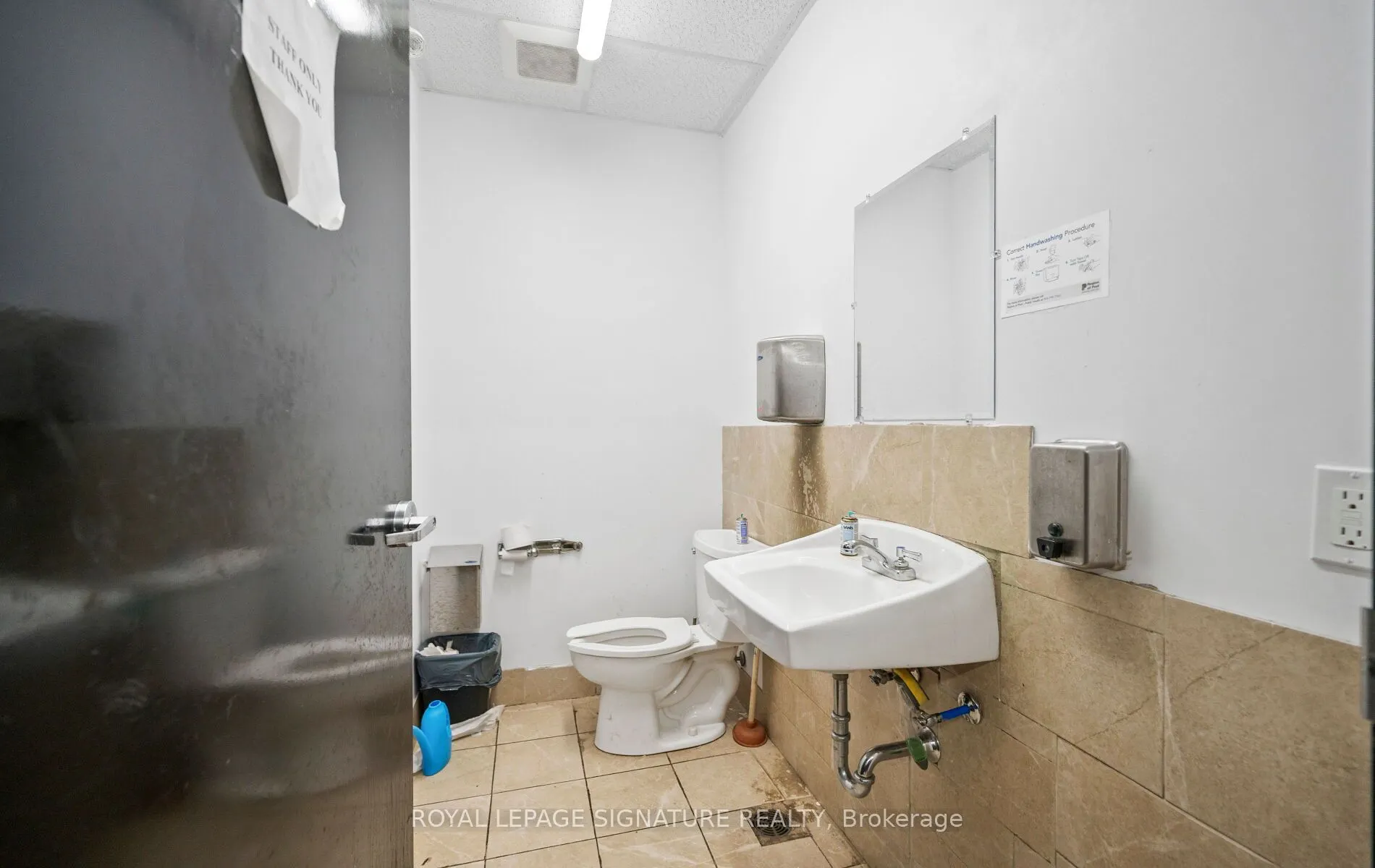3200 Erin Mills Parkway #1A