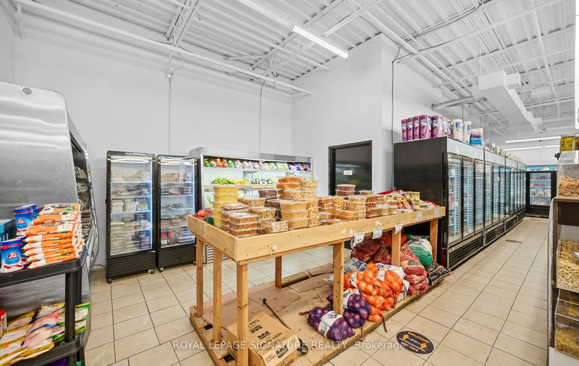 3200 Erin Mills Parkway #1A