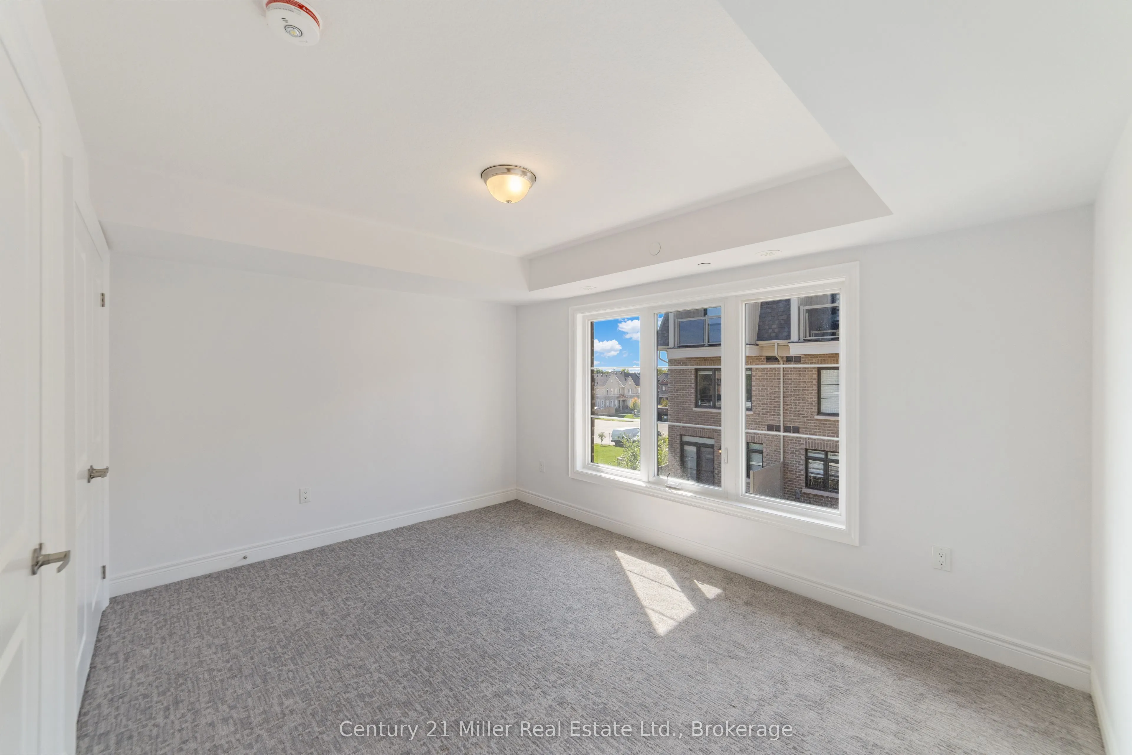 2140 Trafalgar Road #43