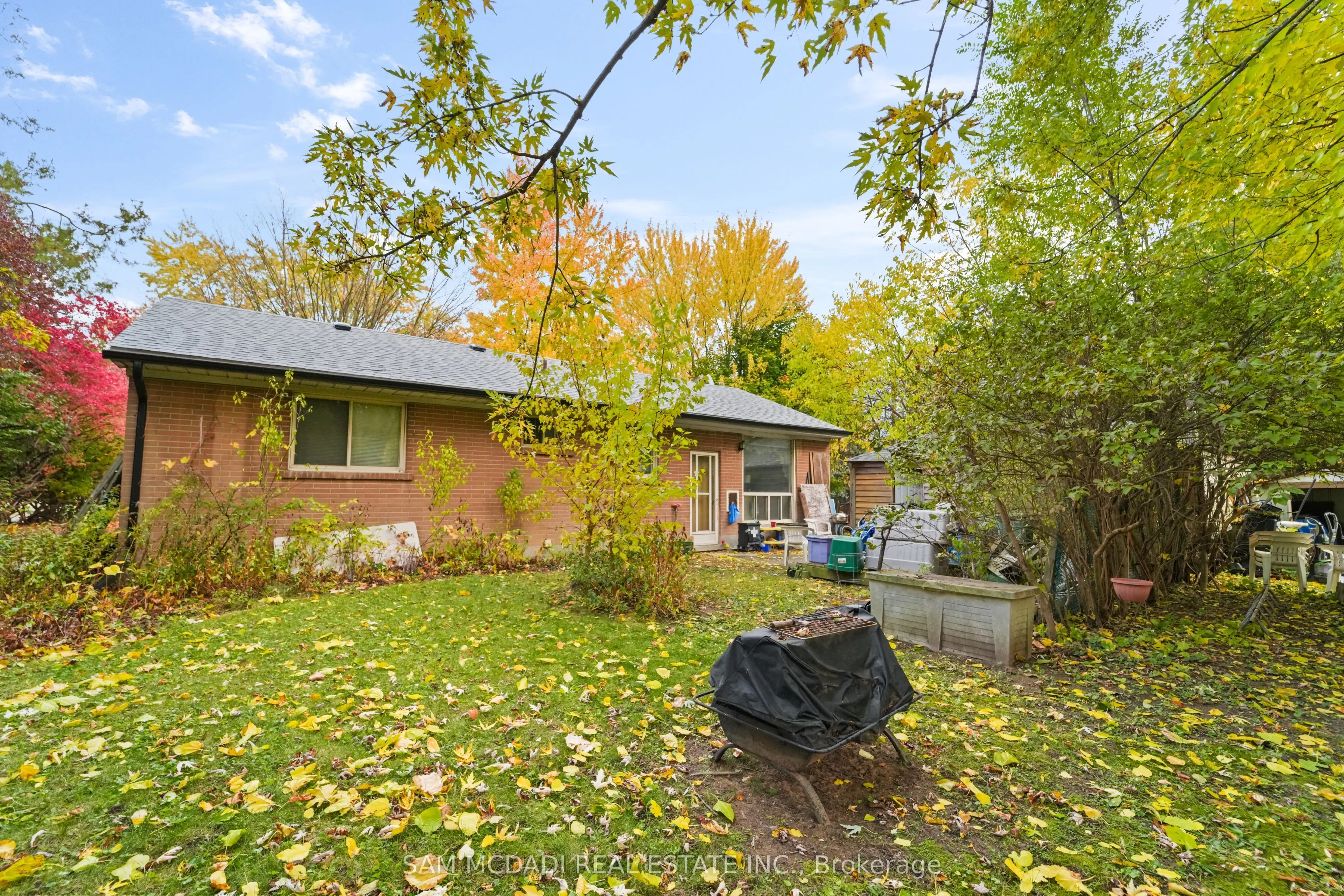 1610 Magenta Court