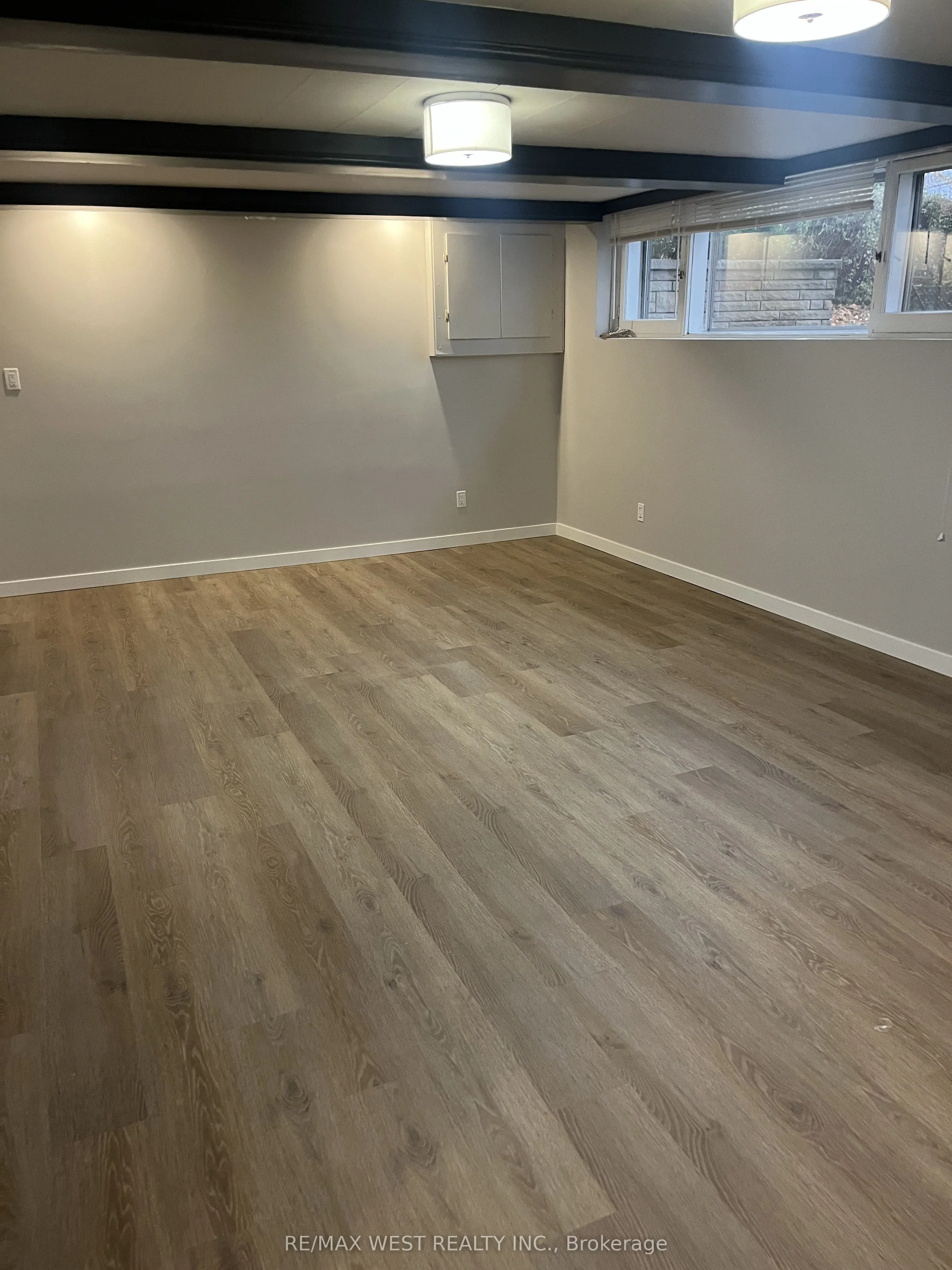 35 Lilywood Road #B1