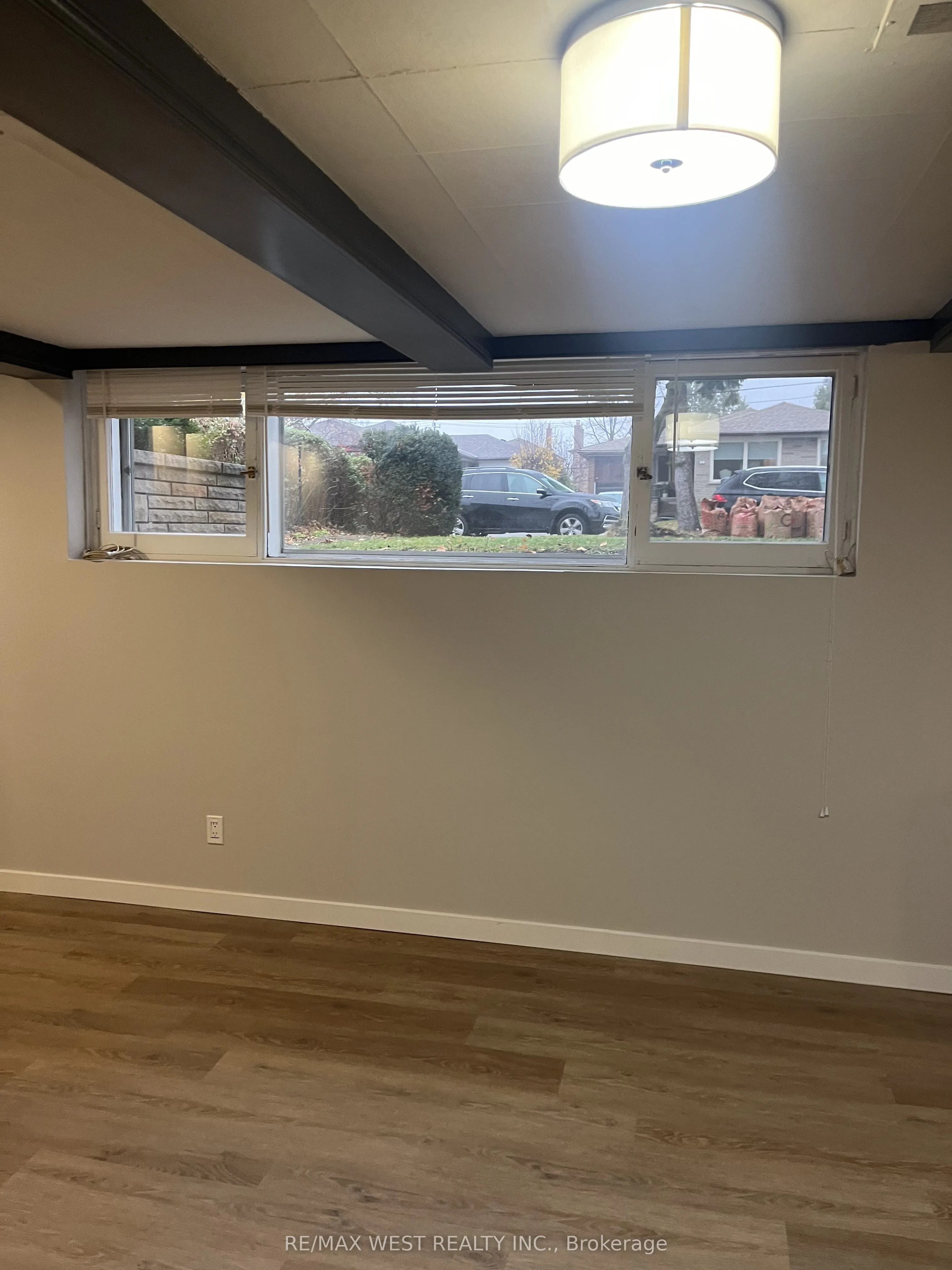 35 Lilywood Road #B1