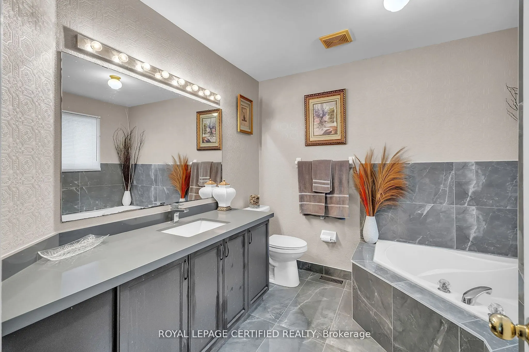17 Chestermere Crescent