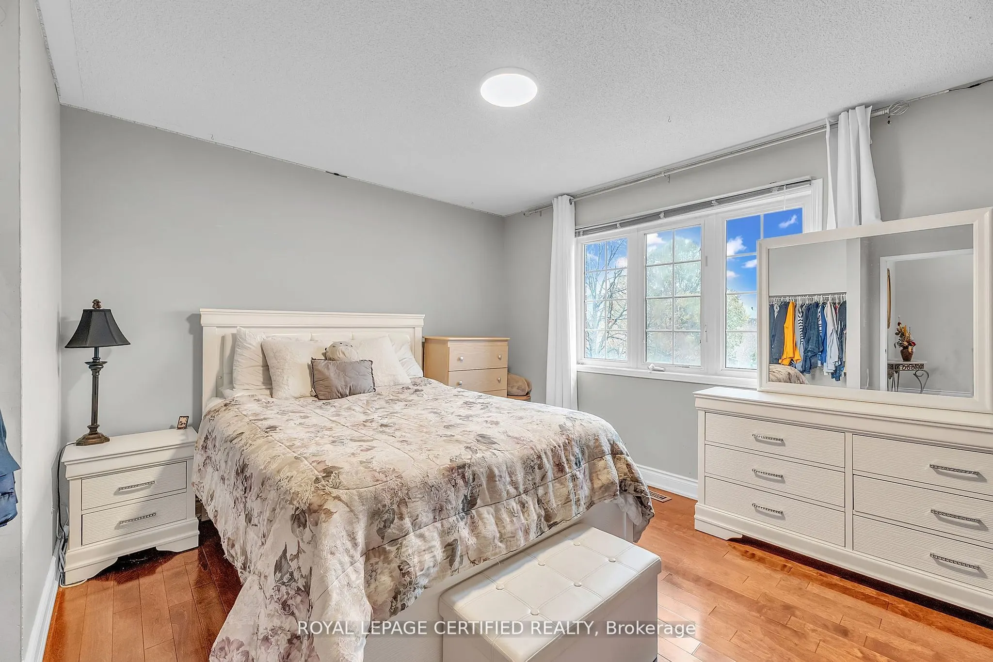 17 Chestermere Crescent